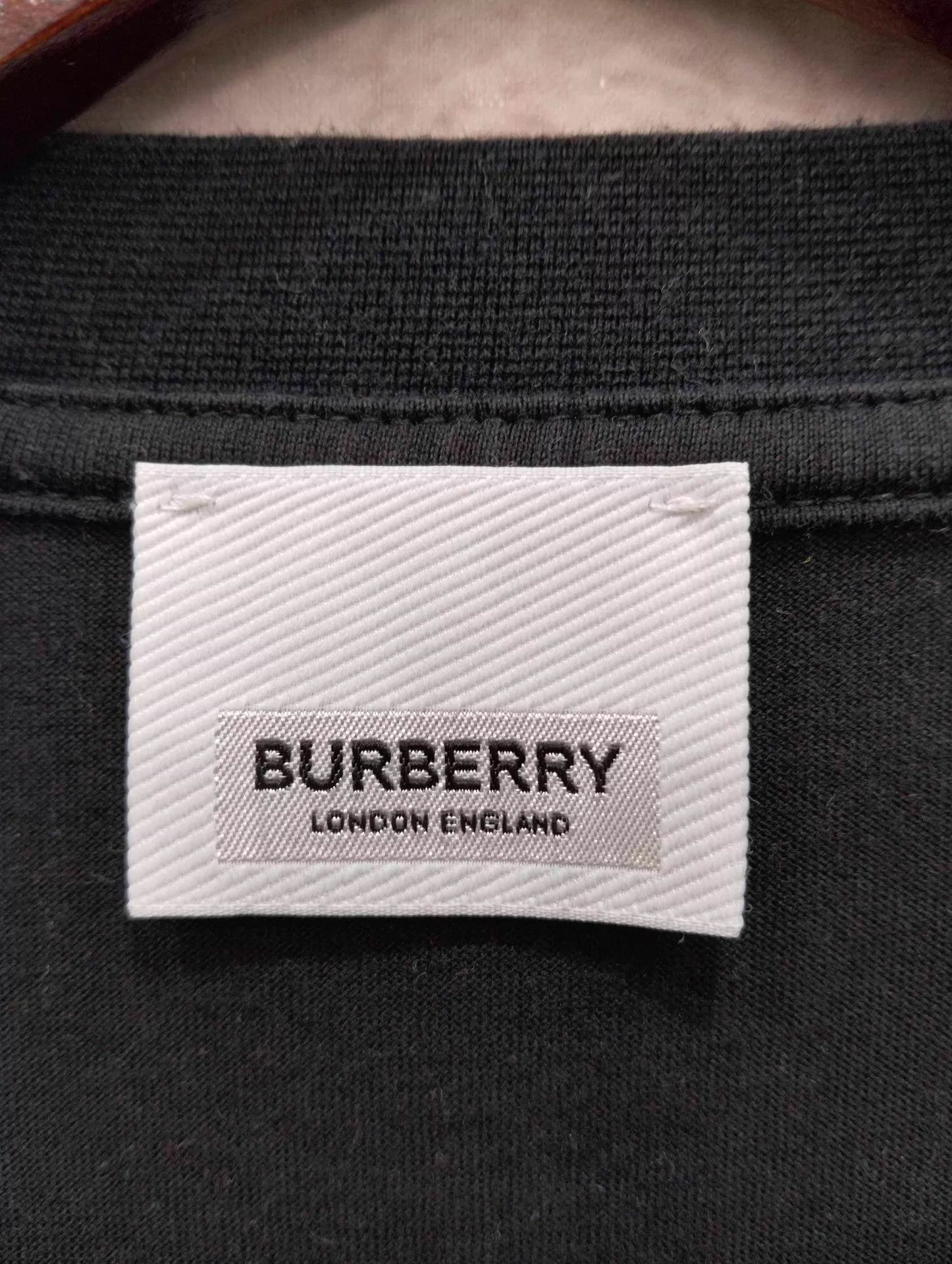 Burberry Burberry Embroidered Logo Oversized Cotton T M 95 New Size M / US 6-8 / IT 42-44 - 4 Thumbnail