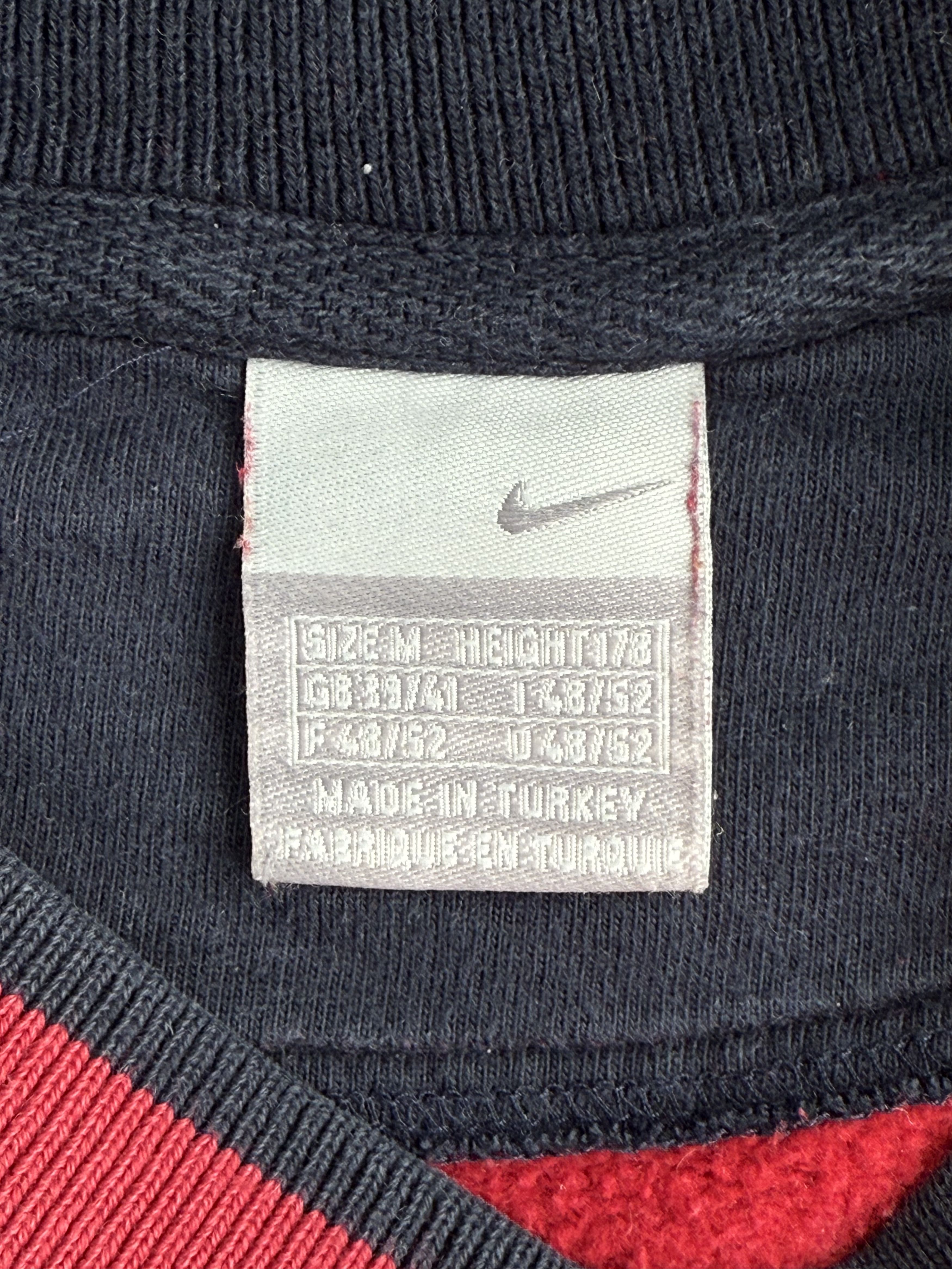 Nike Vintage Nike Center Swoosh Red Sweatshirt Size US M / EU 48-50 / 2 - 5 Thumbnail