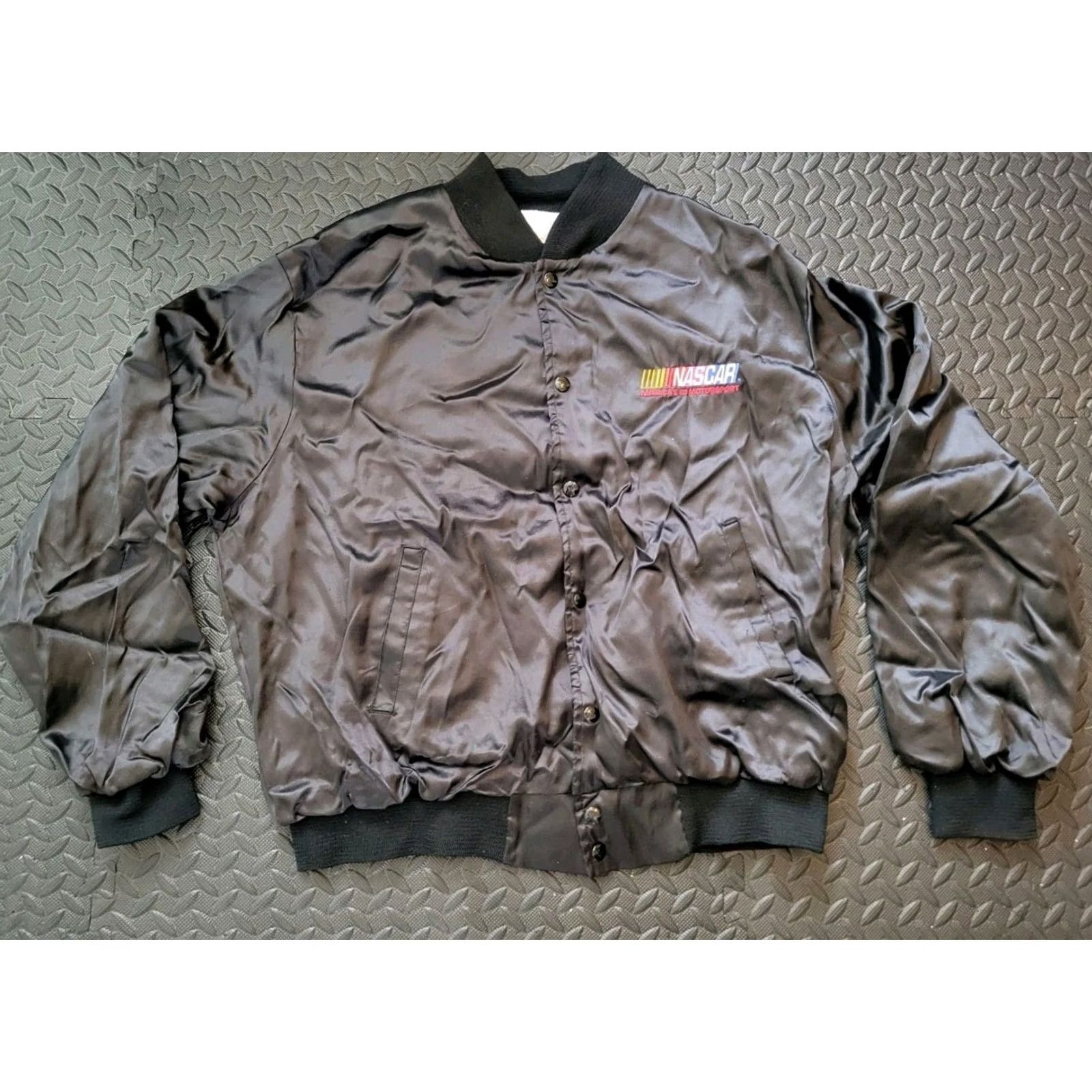 NASCAR VINTAGE Nascar Racing Bomber Jacket Men XL Black Satin USA Made Embroidered Size US XL / EU 56 / 4 - 2 Thumbnail