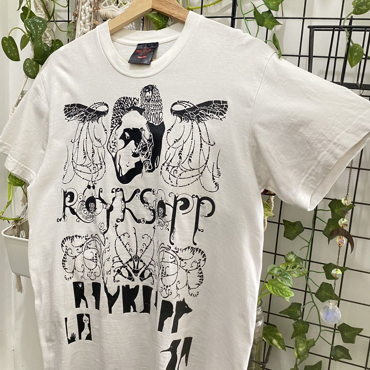 Band Tees Vintage Y2K Royksopp Norwegian Electronic Duo ERD GRUNGE TEE Size US M / EU 48-50 / 2 - 5 Thumbnail