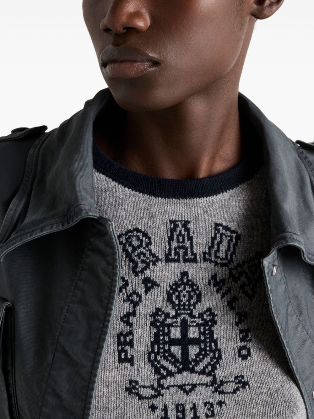 Prada o1bcso1str1025 Cashmere Logo-Intarsia T-Shirt in Grey/Navy Size US L / EU 52-54 / 3 - 6 Thumbnail