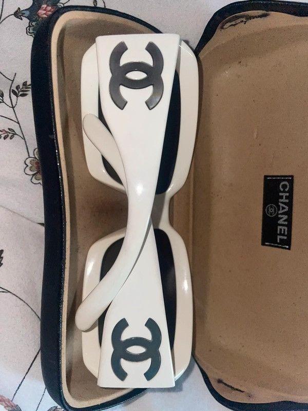 Chanel CHANEL SUNGLASSES 5076-H LOGO MOTHER OF PEARL ICONIC A0225 Size ONE SIZE - 1 Thumbnail