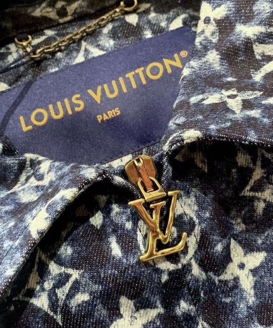 Louis Vuitton Louis Vuitton 54 Distinct Monogram Denim Jacket Dark Blue Size US L / EU 52-54 / 3 - 5 Thumbnail