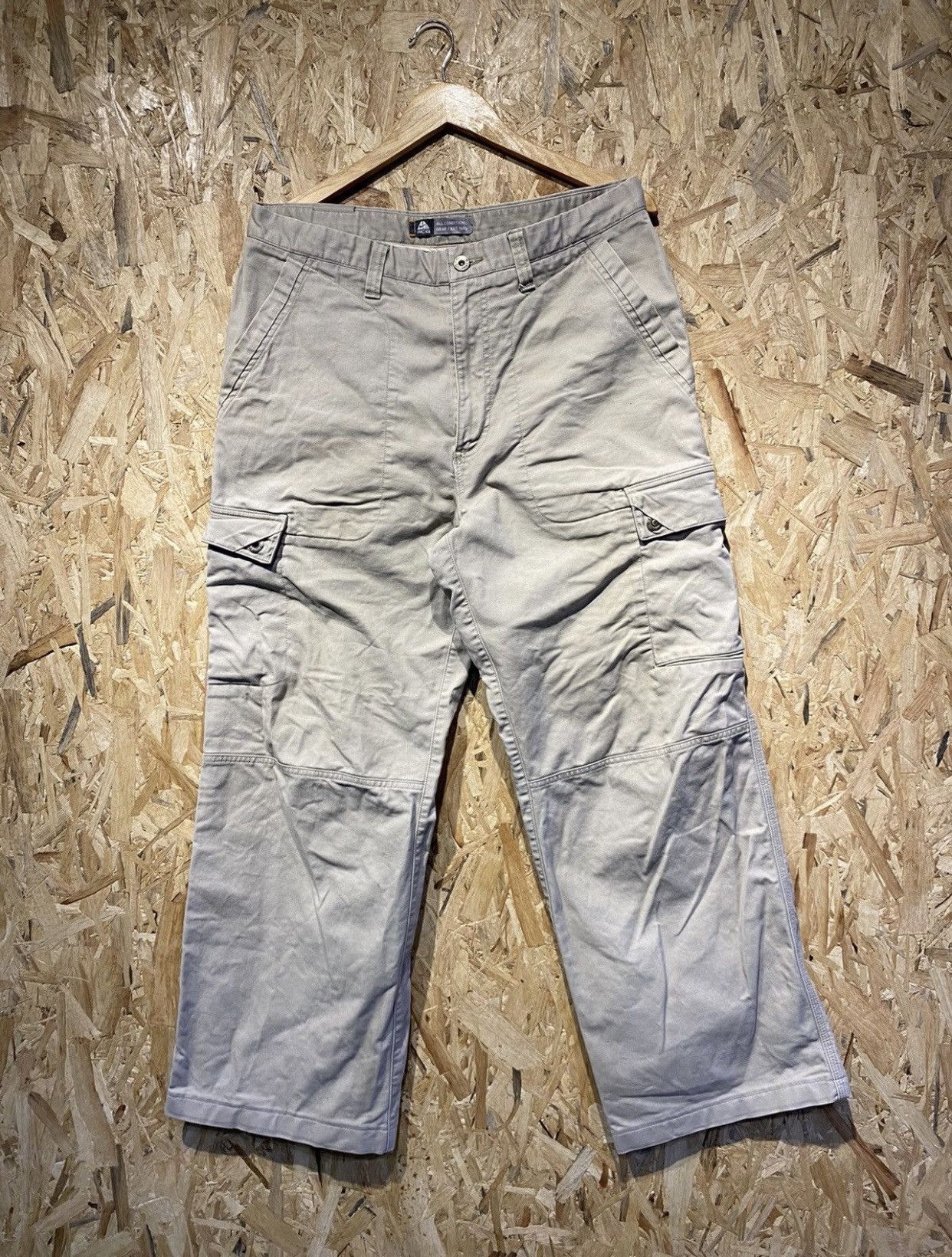 Nike × Nike ACG Nike ACG Cargo Pants Size US 34 / EU 50 - 1 Thumbnail