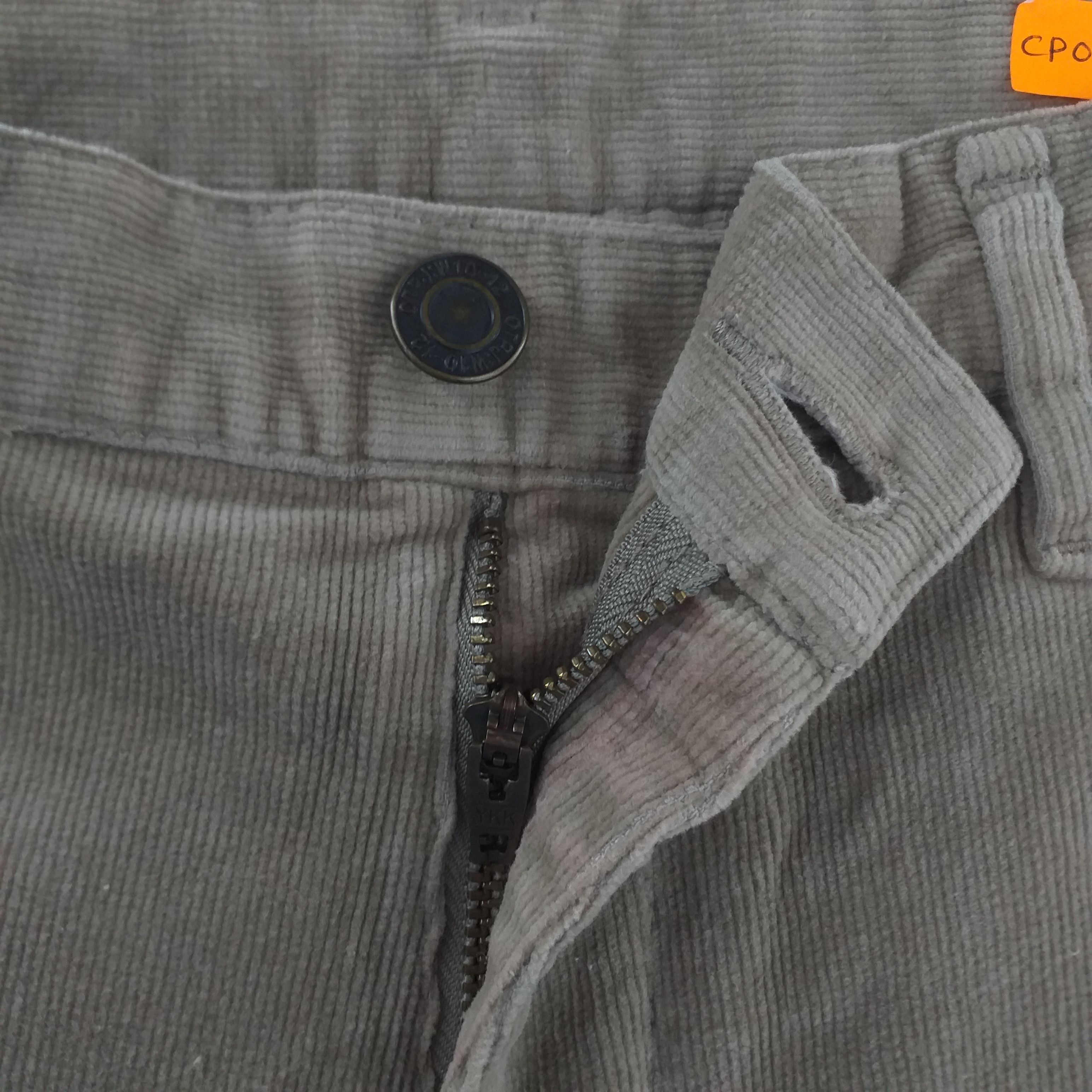 Japanese Brand Uniqlo Japanese Brand Cargo Corduroy Pocket Pant 30x33 CP033 Size US 30 / EU 46 - 13 Thumbnail