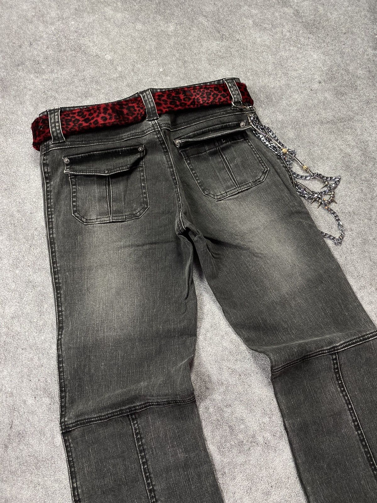 If Six Was Nine × Japanese Brand × Le Grande Bleu (L.G.B.) 2000s Grey Washed Flared Jean Size US 29 - 4 Thumbnail