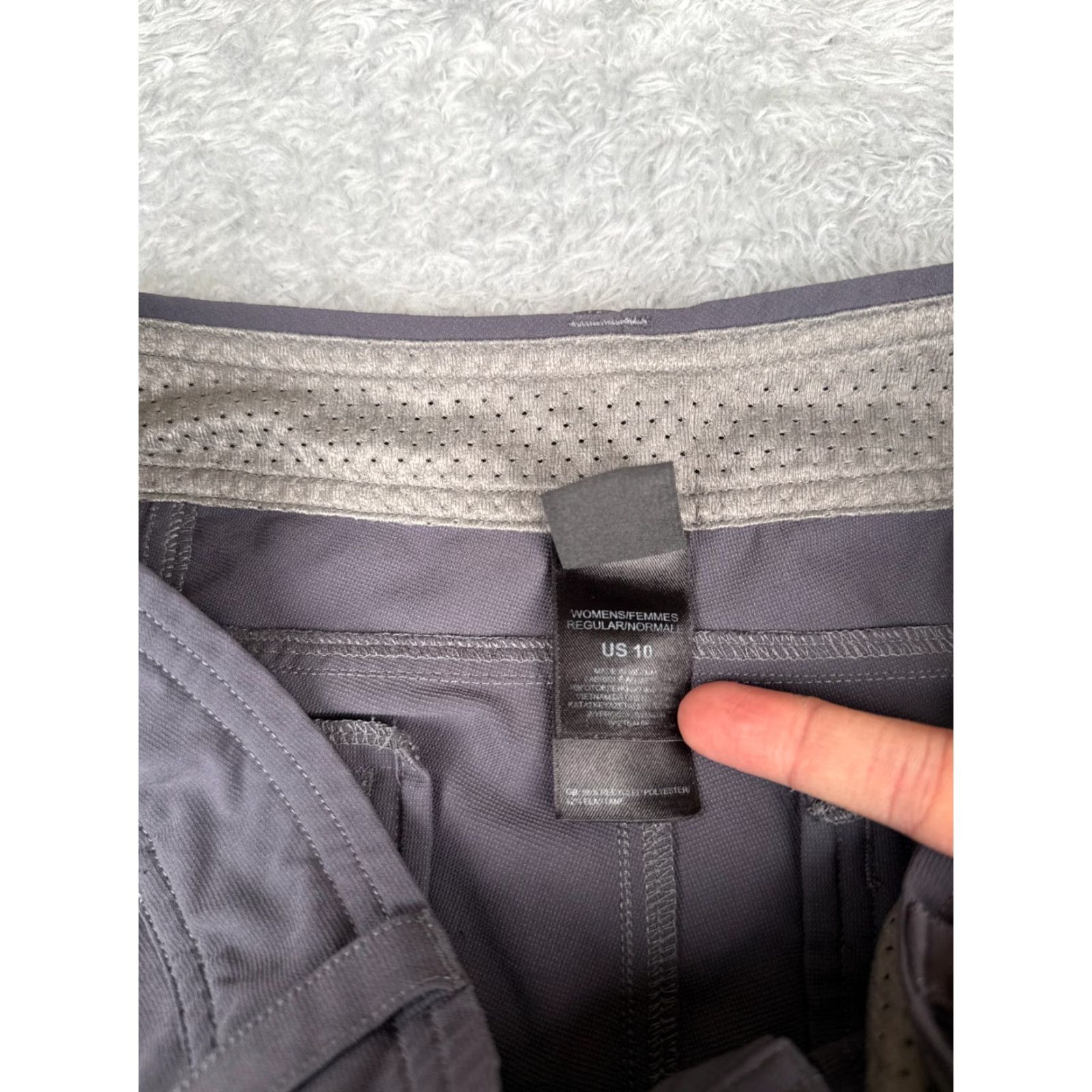 The North Face The North Face Pants Womens 10 Gray Capri Crop Polyester Blend Hike Camp 32x20 Size 32" / US 10 / IT 46 - 7 Thumbnail