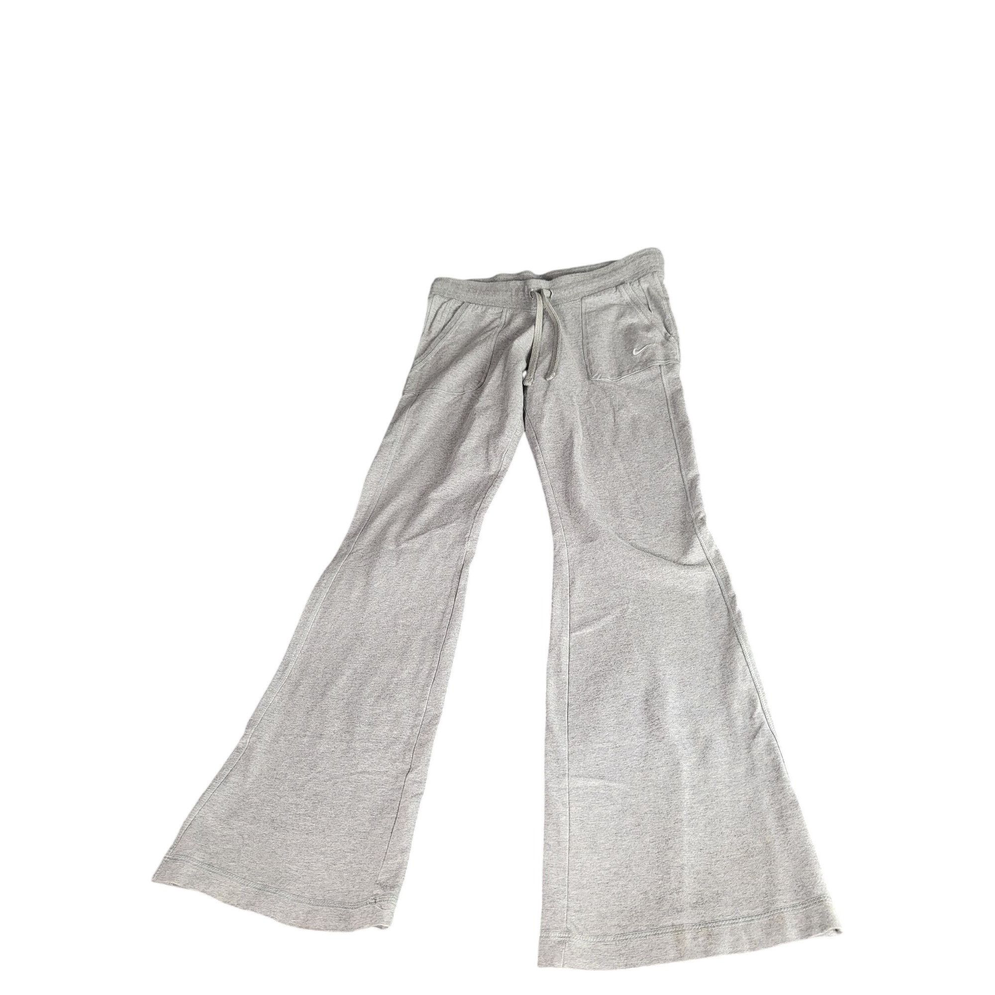 Nike Nike The Athletic Dept Sweatpants Women Sz S Gray Flare Leg Size 26" / US 2 / IT 38 - 1 Thumbnail