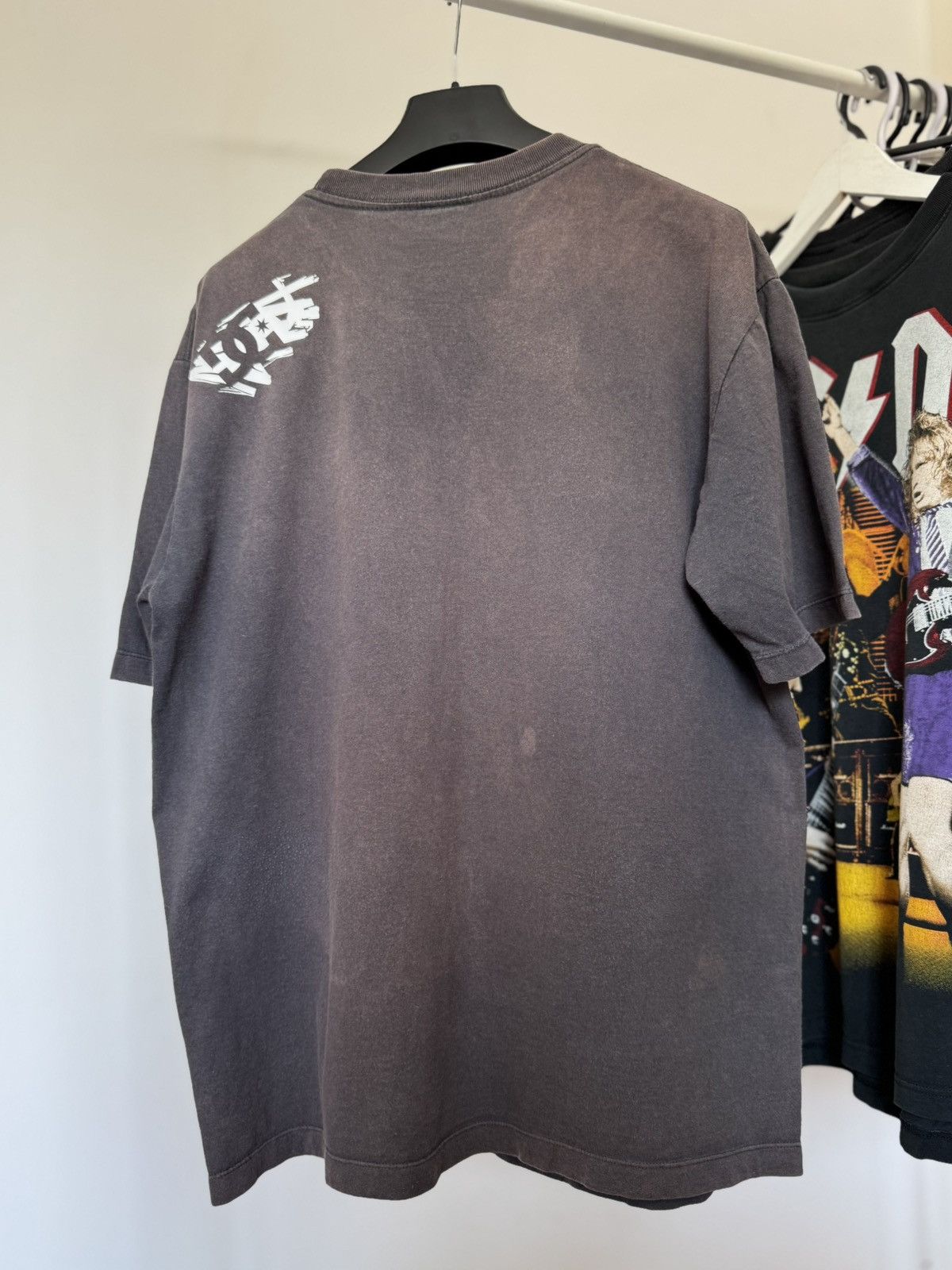DC Vintage 2002 DC SKATING GRAPHIC TEE T SHIRT FADED BROWN Size US XL / EU 56 / 4 - 5 Thumbnail