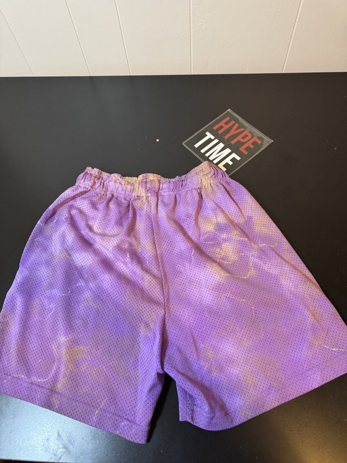 Eric Emanuel Eric emanuel tie dye shorts, they messed up the dye Size US 32 / EU 48 - 2 Thumbnail