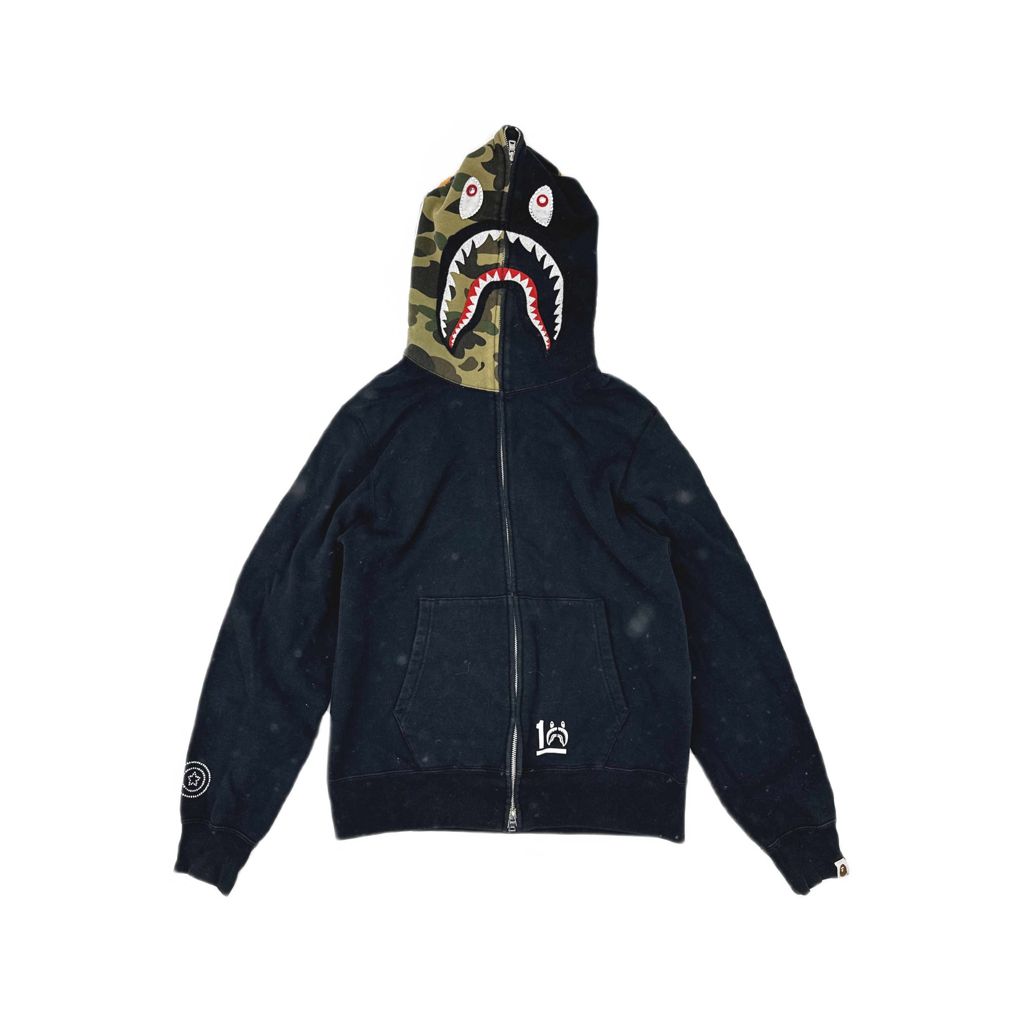 Bape A Bathing Ape 10th Anniversary Shark Hoodie Size L Size US L / EU 52-54 / 3 - 1 Thumbnail