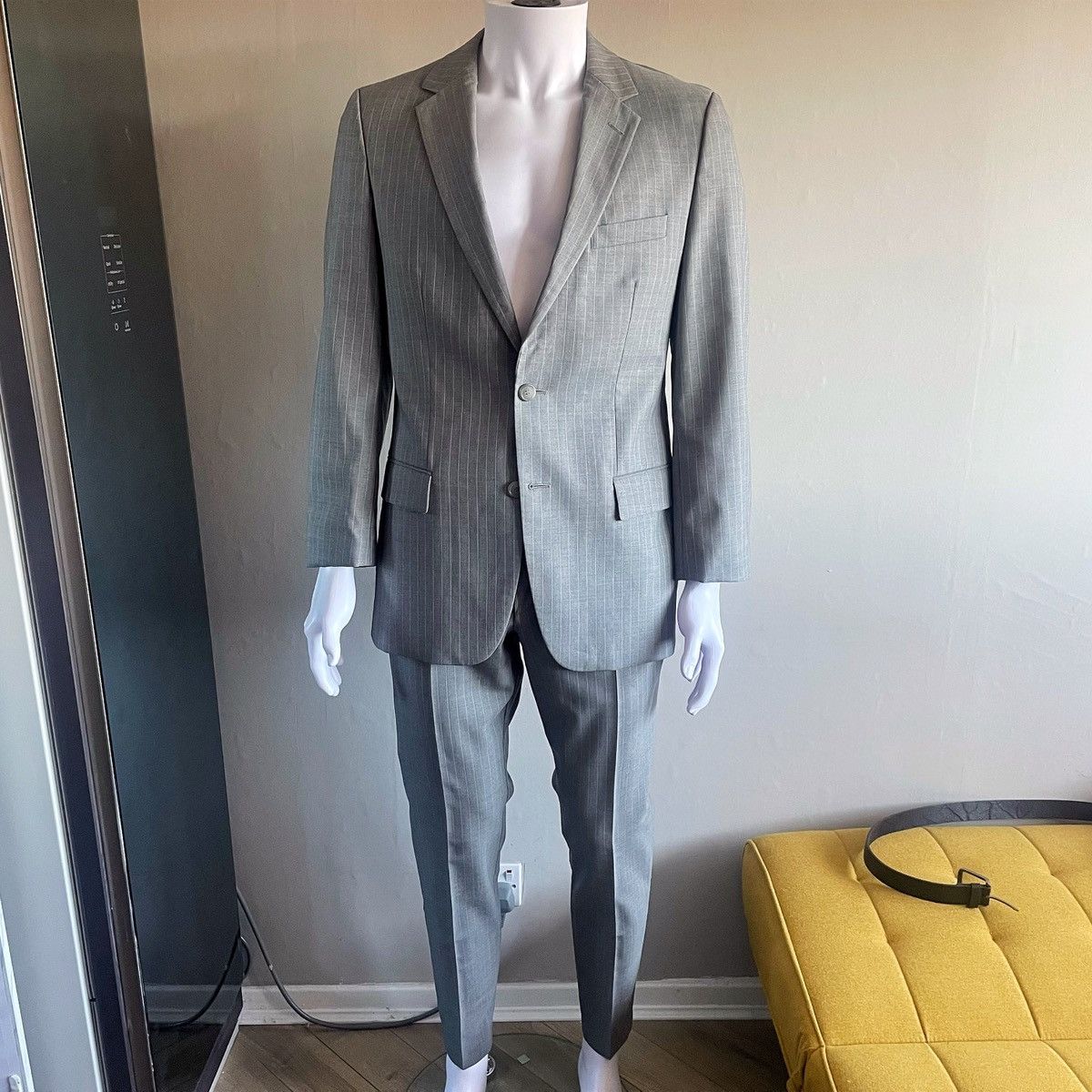 Hugo Boss Red Label 2 Piece Awe Holl Pin Stripe Suit