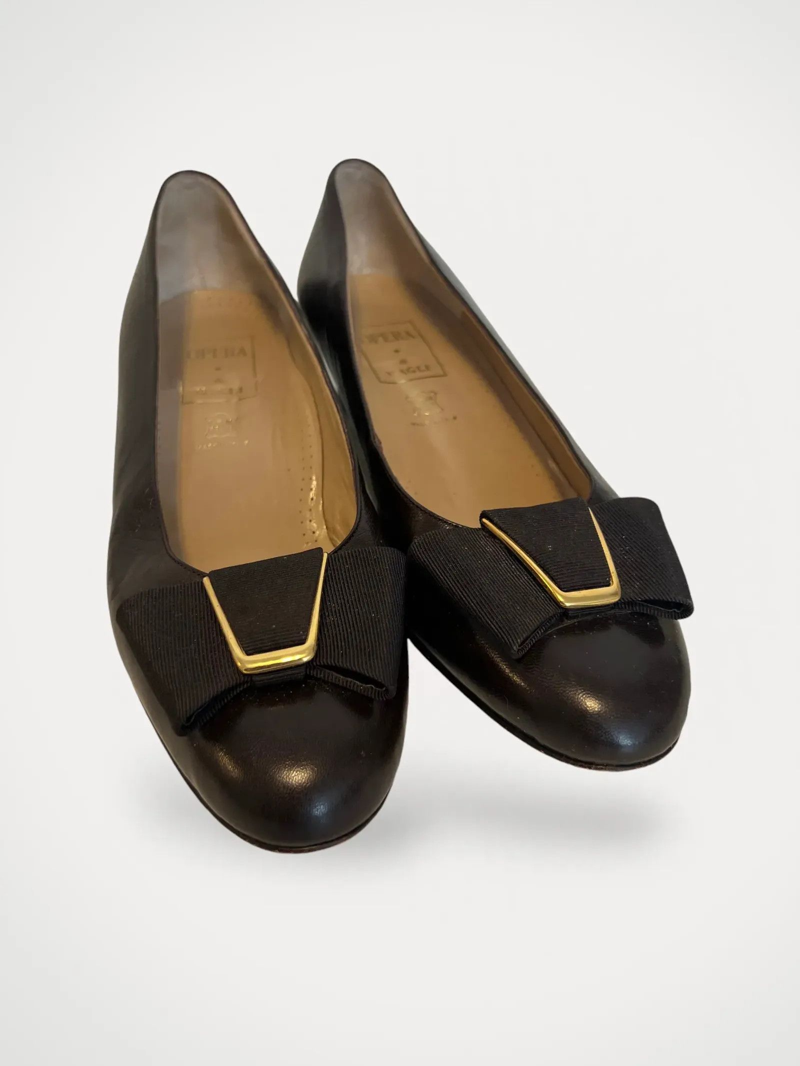 Bruno Magli Bruno Magli Heels Size US 9 / IT 39 - 1 Thumbnail