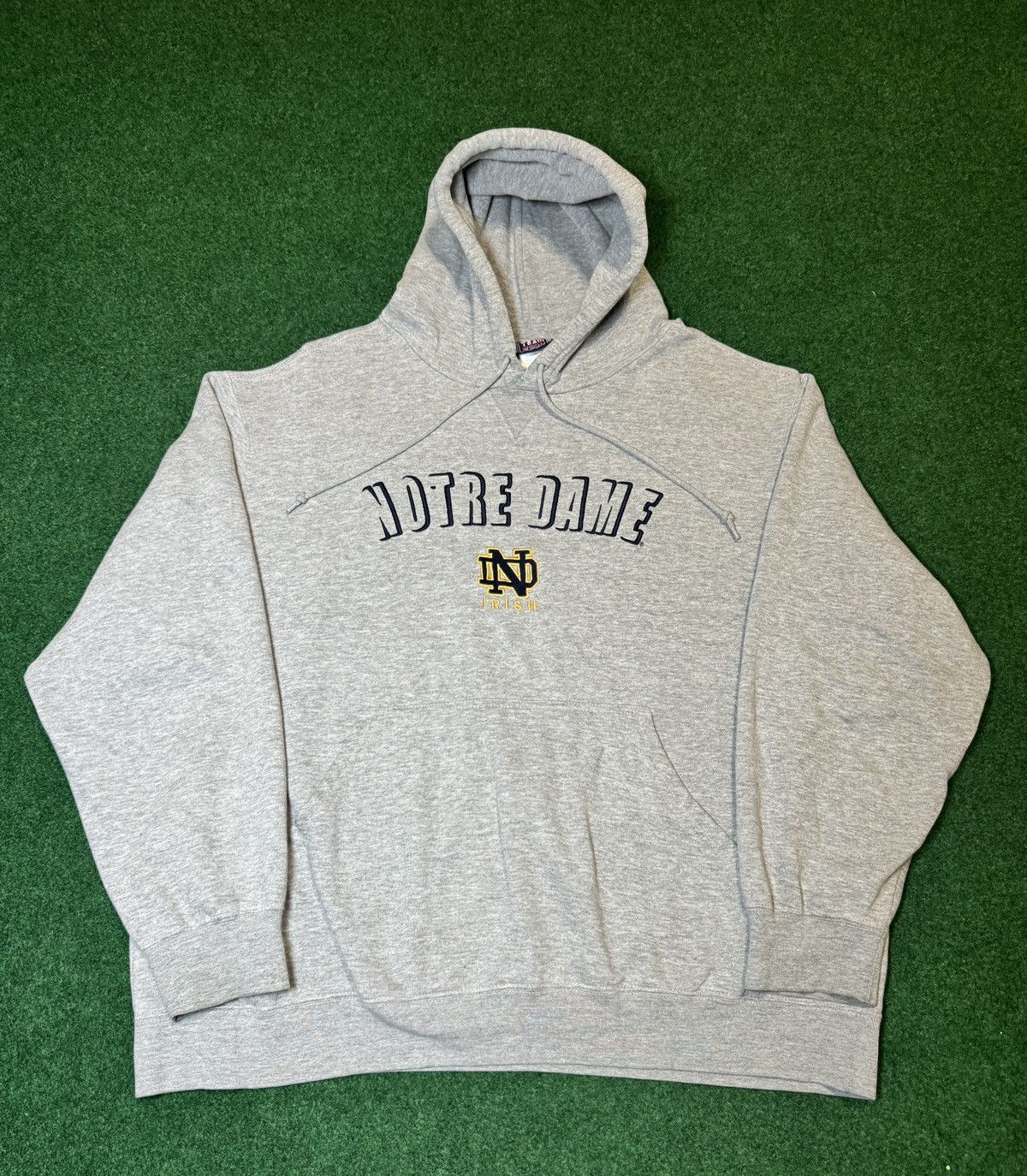 NCAA × Vintage Y2K Notre Dame Fighting Irish Large Gray Hoodie Sweatshirt Size US L / EU 52-54 / 3 - 1 Thumbnail
