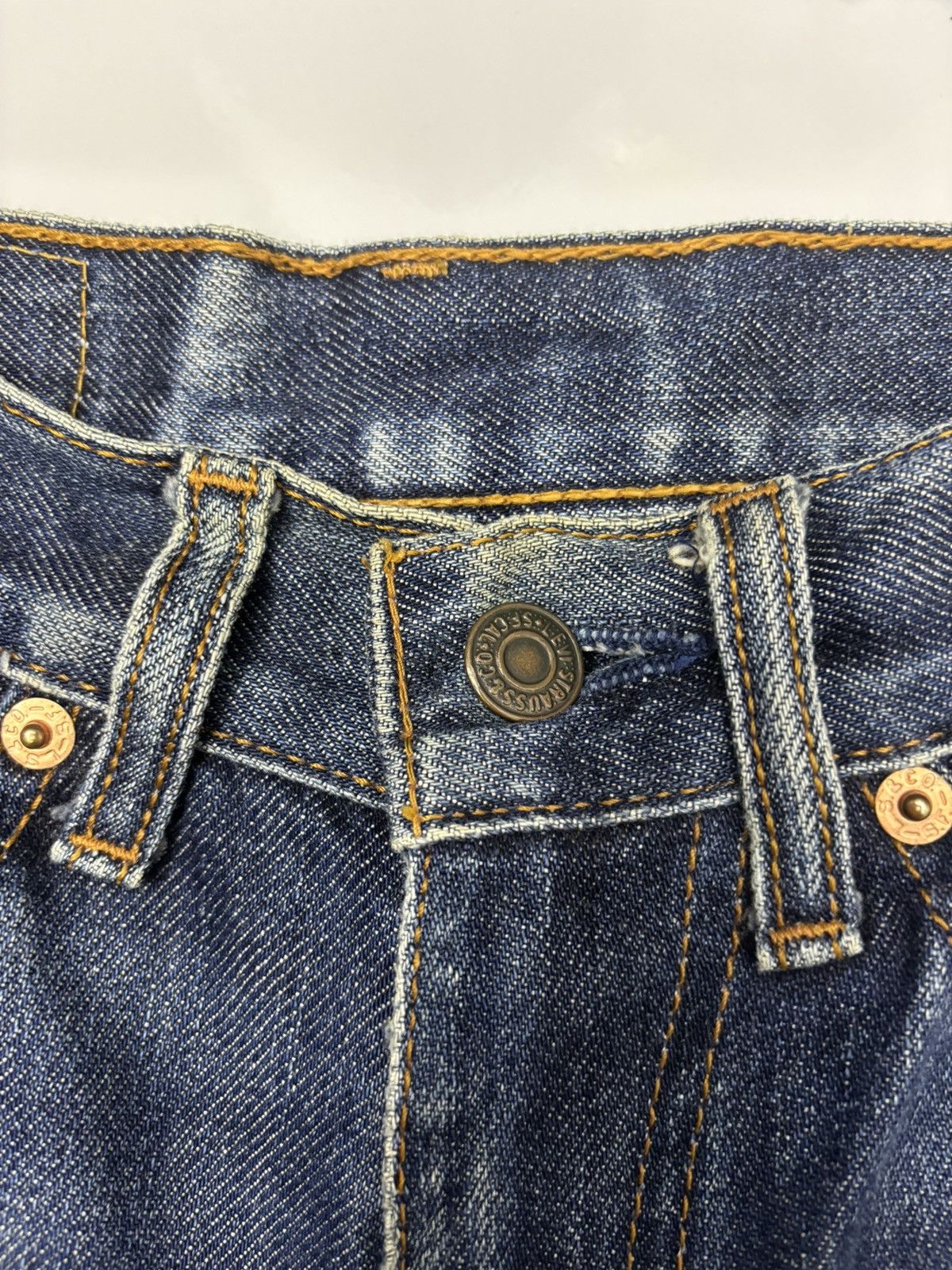 Levi's Vintage Clothing Vintage Levis 517 Bootcut Distressed Denim Flare Jeans Size US 28 / EU 44 - 13 Thumbnail