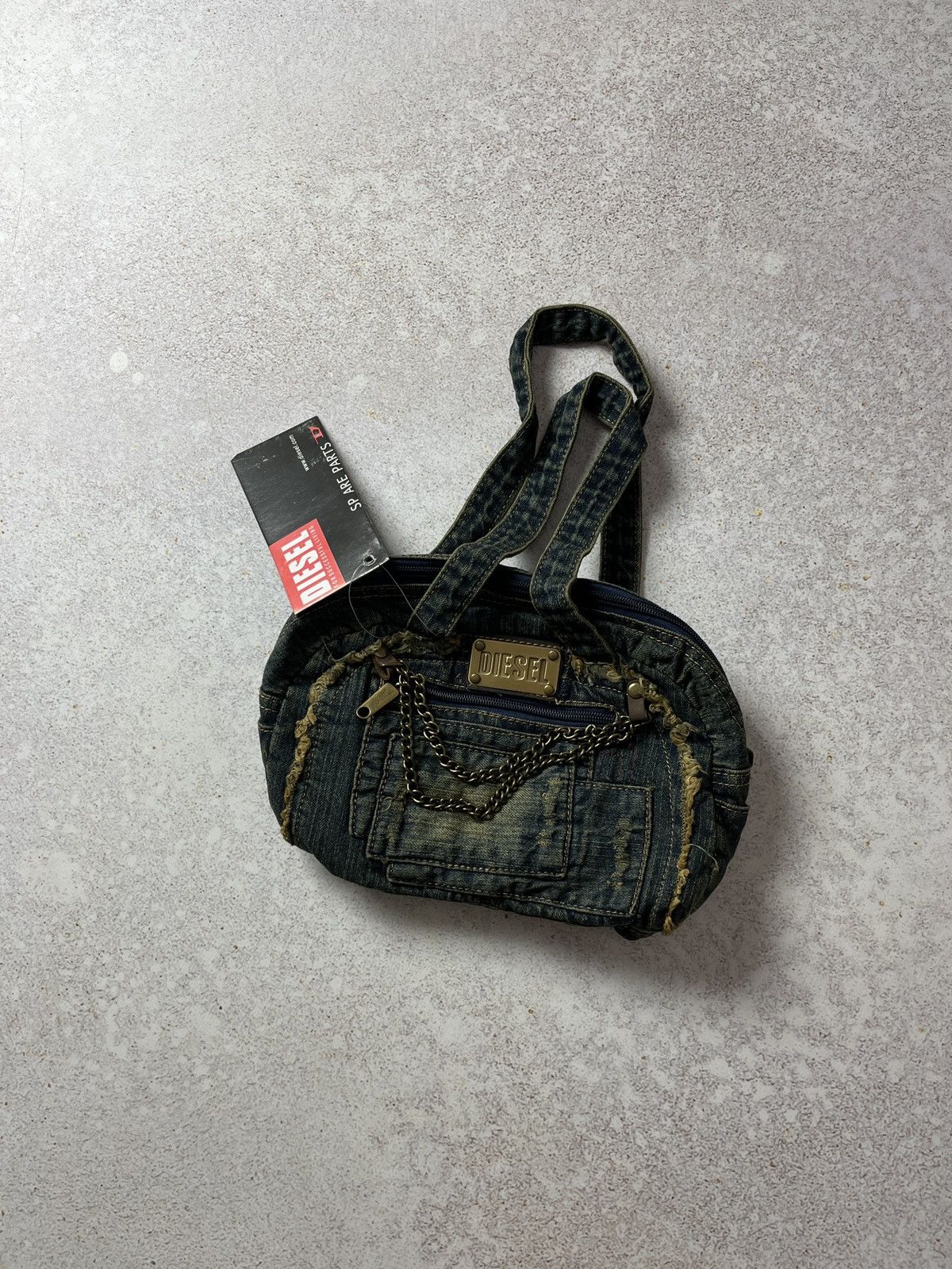【激レア】DIESEL SPARE PARTS 2WAYバッグ ディーゼル DIESEL ディーゼル LE-ZIPPER レ・ジッパー 2WAY ショルダー