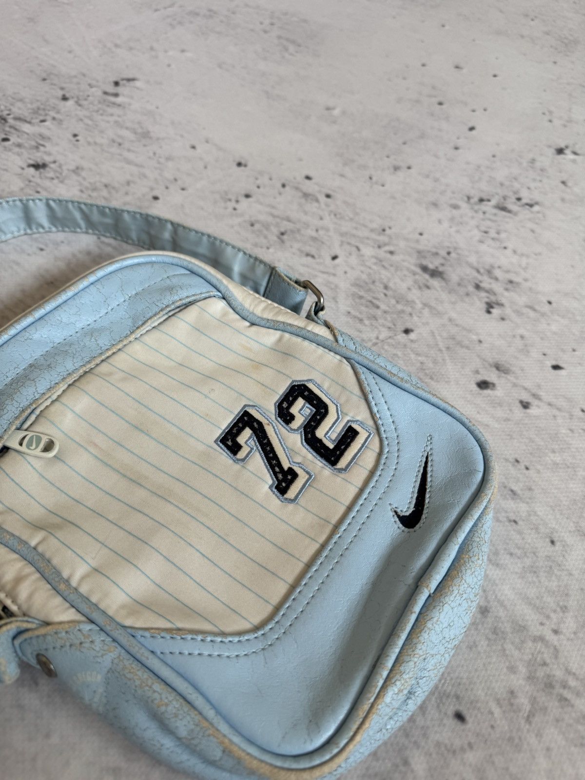 Nike × Vintage NIKE VINTAGE BASIC LOGO 00s 90s PINTEREST STYLE SLING BAG Size ONE SIZE - 4 Thumbnail
