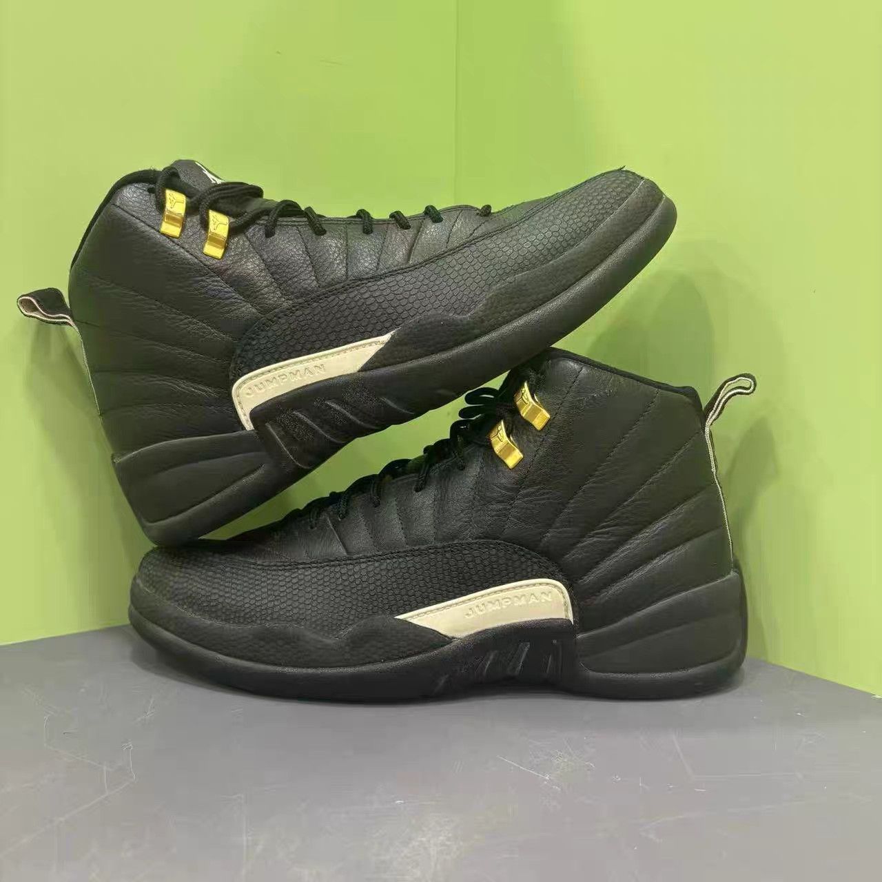Jordan Brand Air Jordan 12 Black Gold K15 Size US 9 / EU 42 - 4 Thumbnail