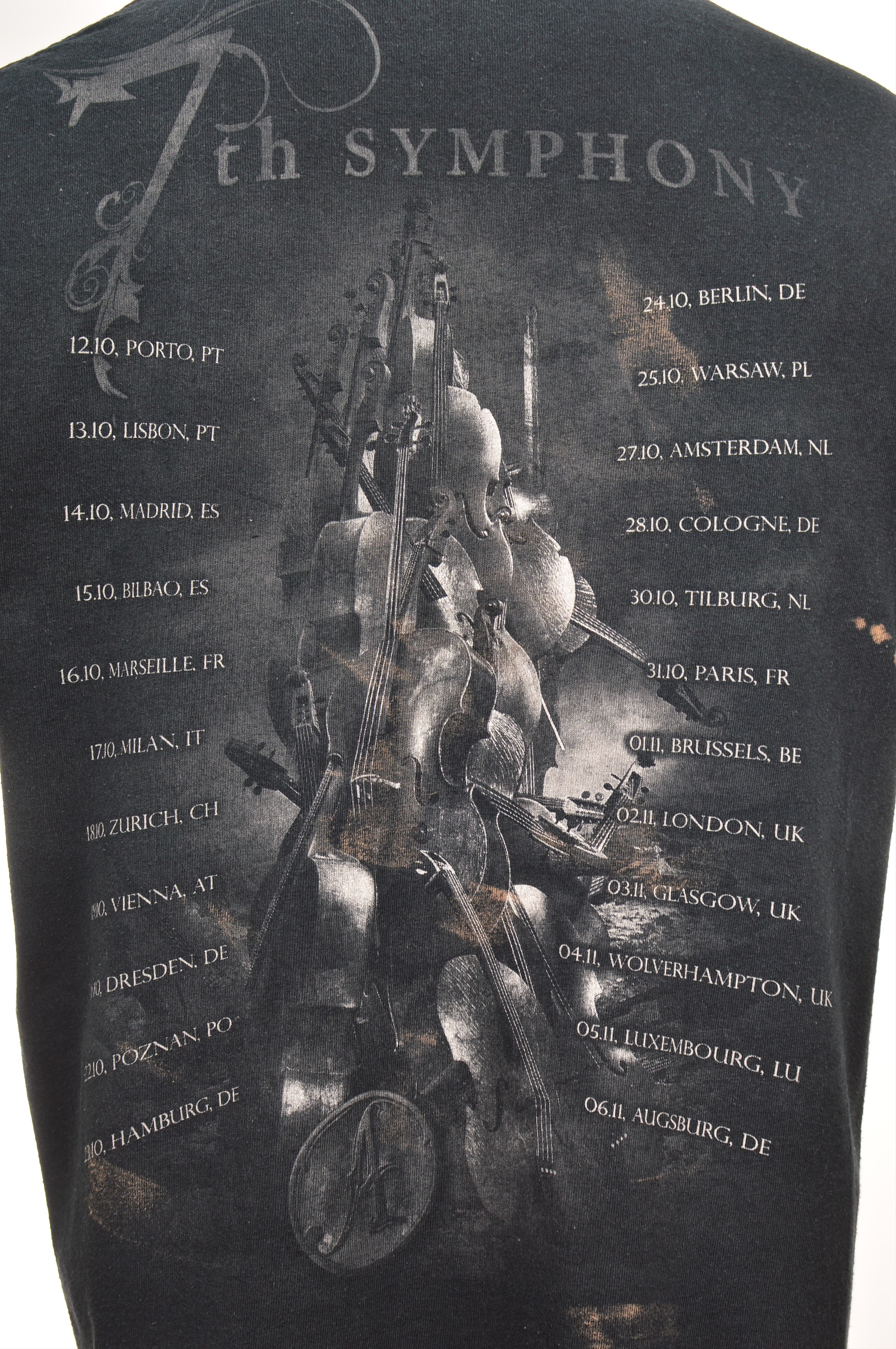 Vintage Gildan Apocalyptica 7th Symphony Europe Tour Vintage T-Shirt Size US M / EU 48-50 / 2 - 6 Thumbnail