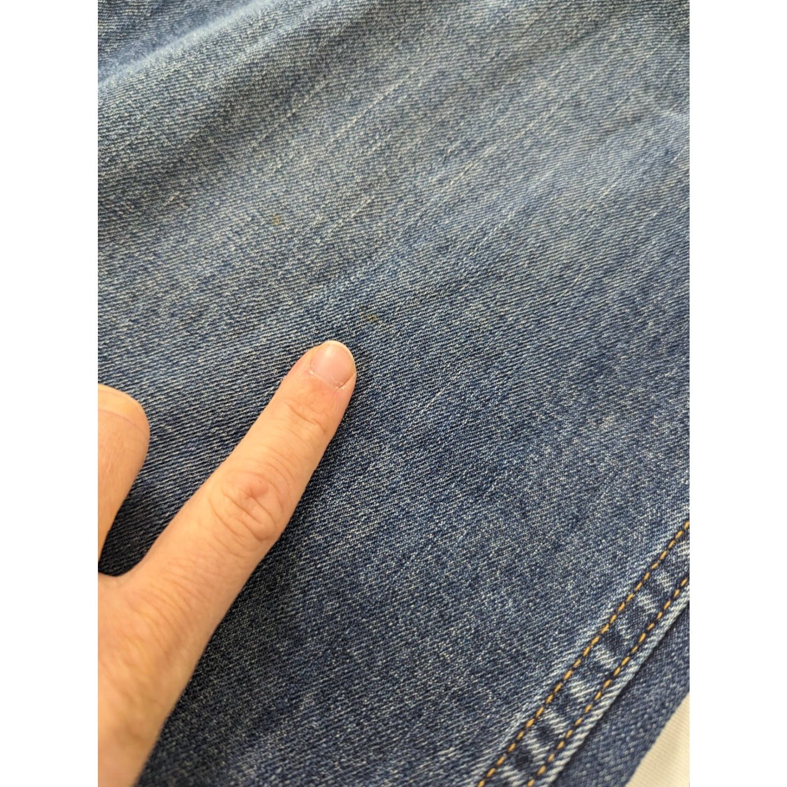 Vintage Levis 559 Jeans Men 38x34 Relaxed Straight Fit Blue M5M Jeans Mens Straight Denim Mid Blue Work 2010s Size US 38 / EU 54 - 6 Thumbnail