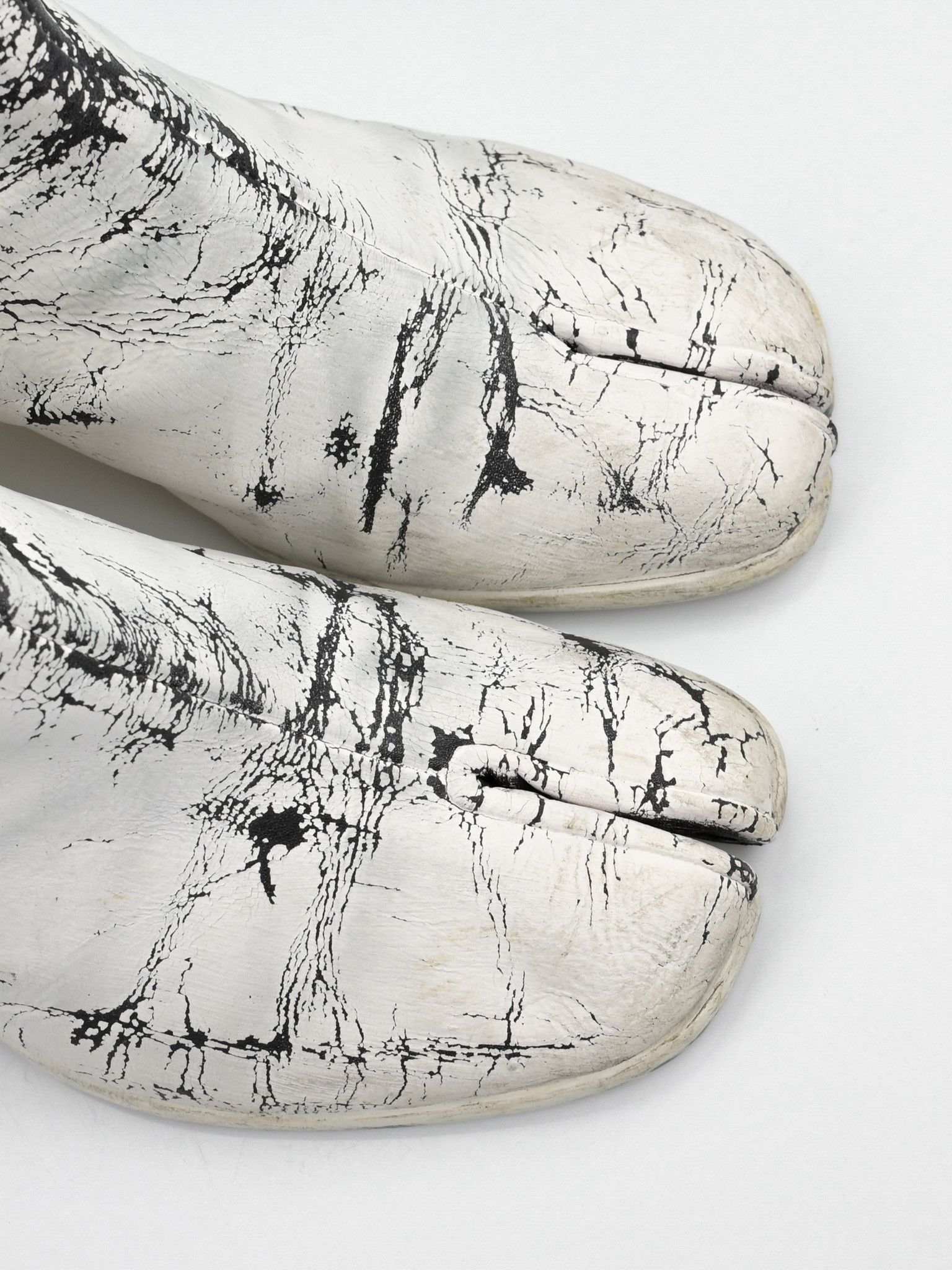 Maison Margiela Painted Tabi Boots Size US 8 / EU 41 - 12 Thumbnail