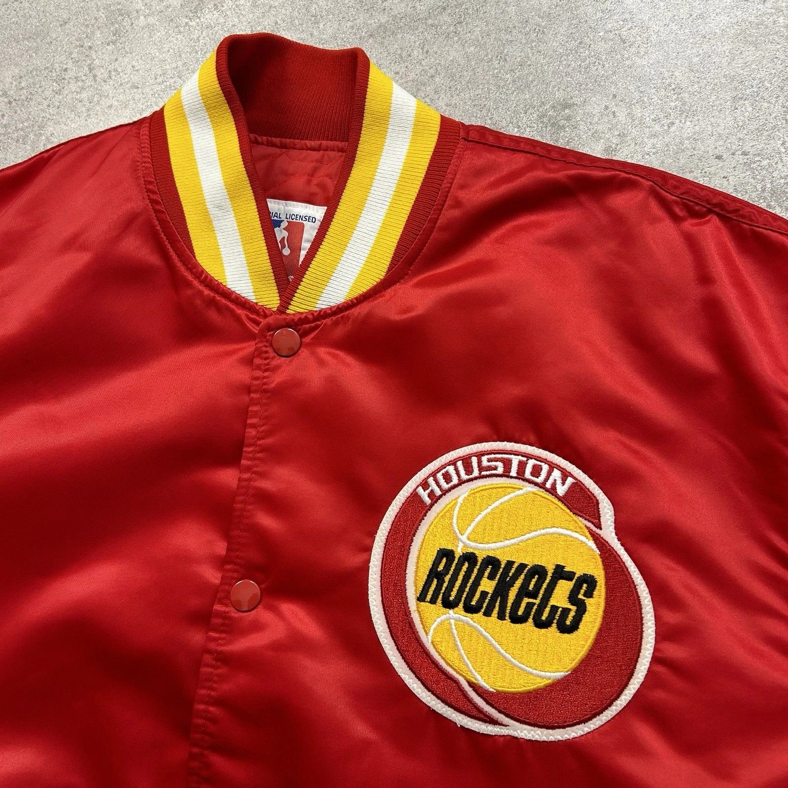 NBA × Starter × Vintage HOUSTON ROCKETS STARTER SATIN BOMBER JACKET MADE IN USA Size US XL / EU 56 / 4 - 2 Thumbnail