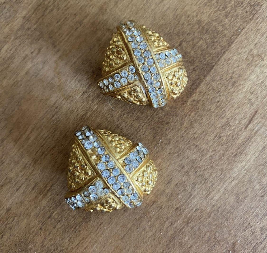 Other RARE VINTAGE CHUNKY GOLD PAVE CLIP ON DIAMOND EARRINGS Size ONE SIZE - 5 Thumbnail