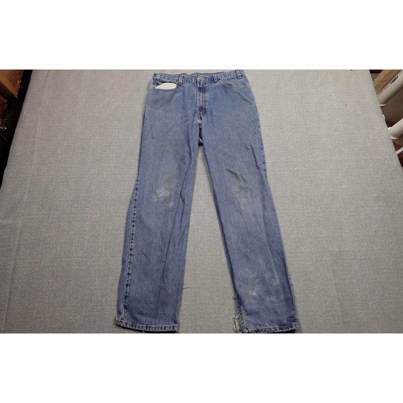 Levi's VINTAGE Levi's 550 Jeans Mens 36x32 Blue Relaxed Fit Light Wash Cowboy Rancher Jeans Mens 36 Blue Relaxed 550 Cowboy Jeans Levi's 550 Regular Fit Men Size US 36 / EU 52 - 2 Thumbnail