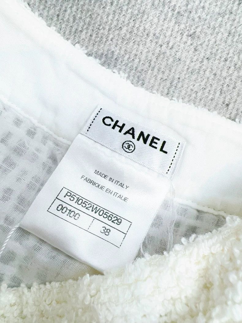 Chanel Chanel Camellia Fringe Knit Tank Top Size M / US 6-8 / IT 42-44 - 6 Thumbnail