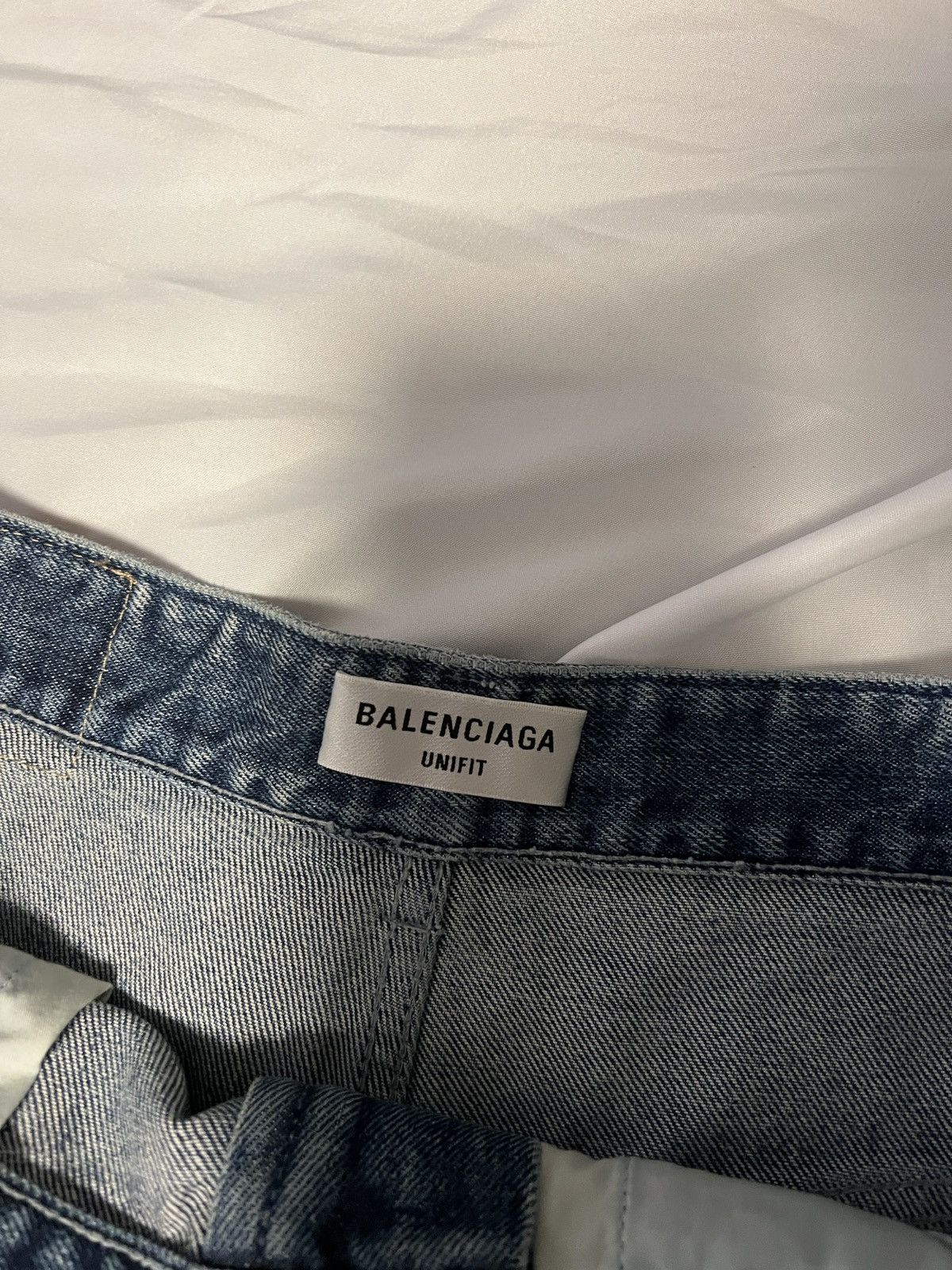 Balenciaga Balenciaga Baggy Oversized Destroyed Skater Denim Size US 30 / EU 46 - 8 Thumbnail