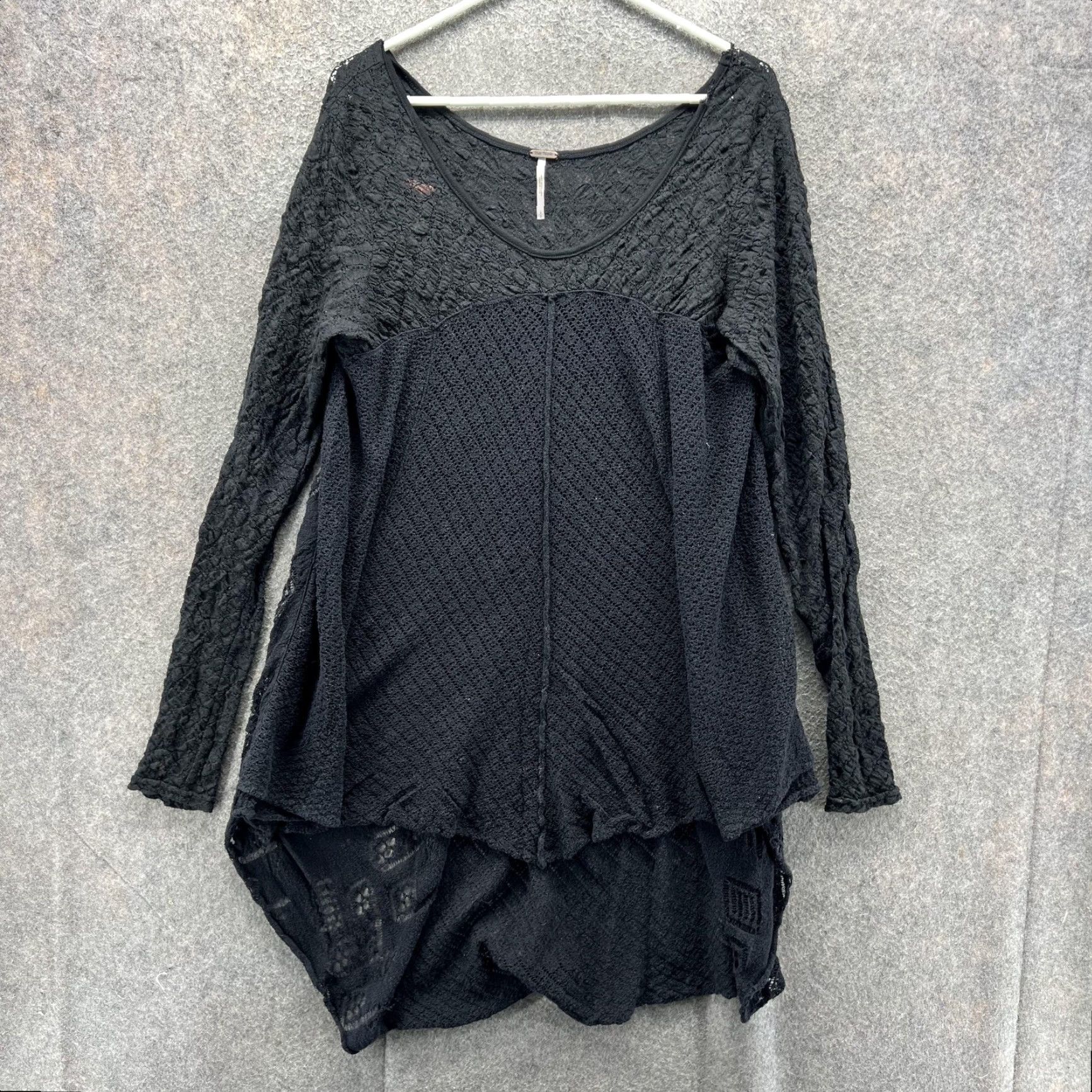 Free People Free People Womens Small Black Lace Knit Boho Long Sleeve Tunic User: Free People Womens Small Black Lace Knit Boho Long Sleeve Tunic Size S / US 4 / IT 40 - 2 Thumbnail