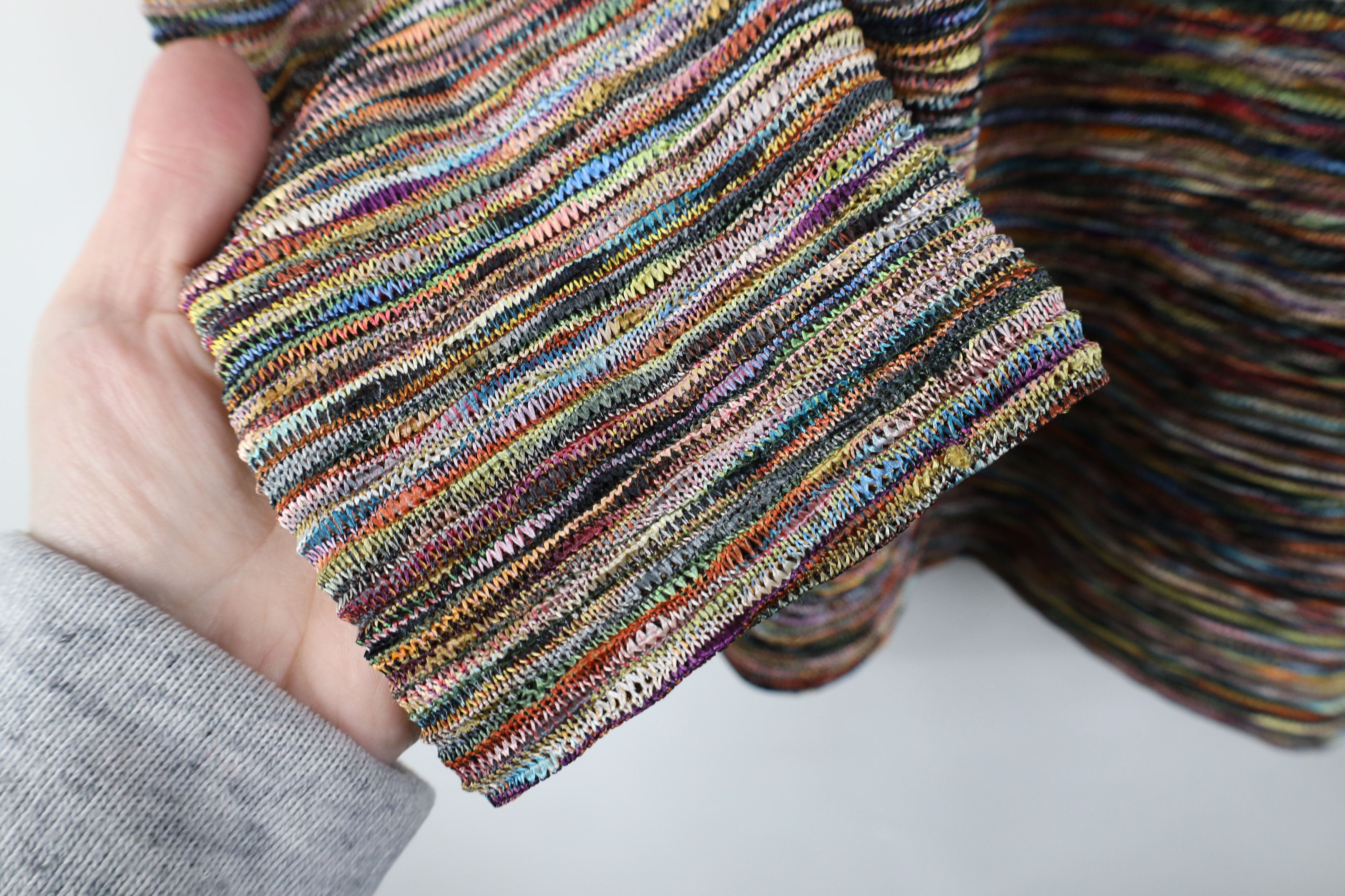 Vintage Vintage Y2K Streetwear Rainbow Striped Knit Sweater Bella Size XL / US 12-14 / IT 48-50 - 5 Thumbnail