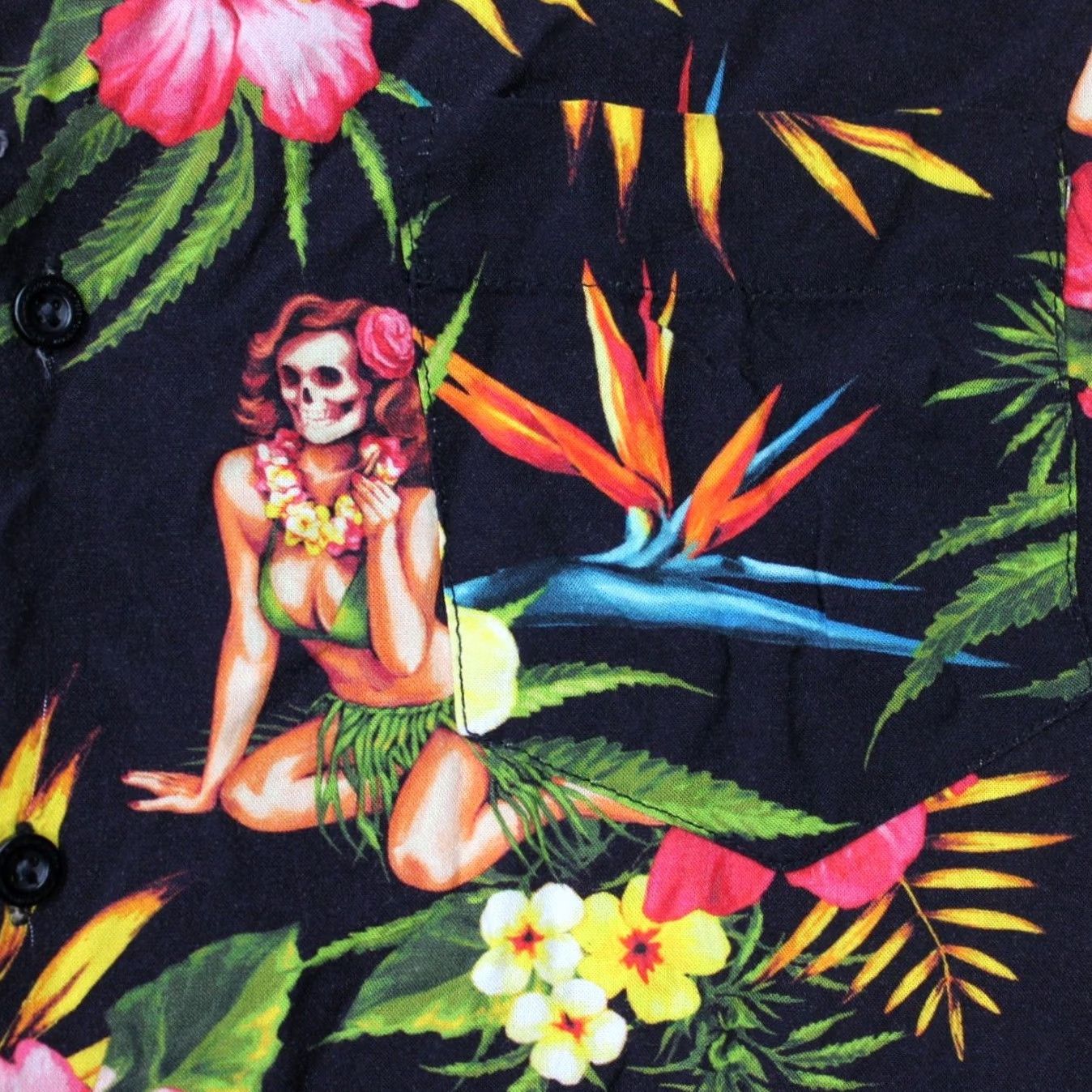 Vintage LRG Shirt Men XL Black Hawaiian Skeleton Hula Graphic Print S/S Crew Neck T-Shirt Limited Size US XL / EU 56 / 4 - 4 Thumbnail
