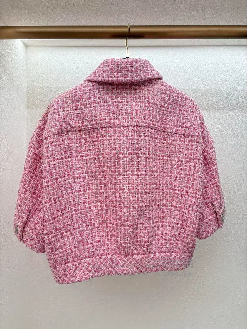 Chanel Chanel 23 Spring and Summer Series Pink Tweed Short-sleeve Size XS / US 0-2 / IT 36-38 - 2 Thumbnail