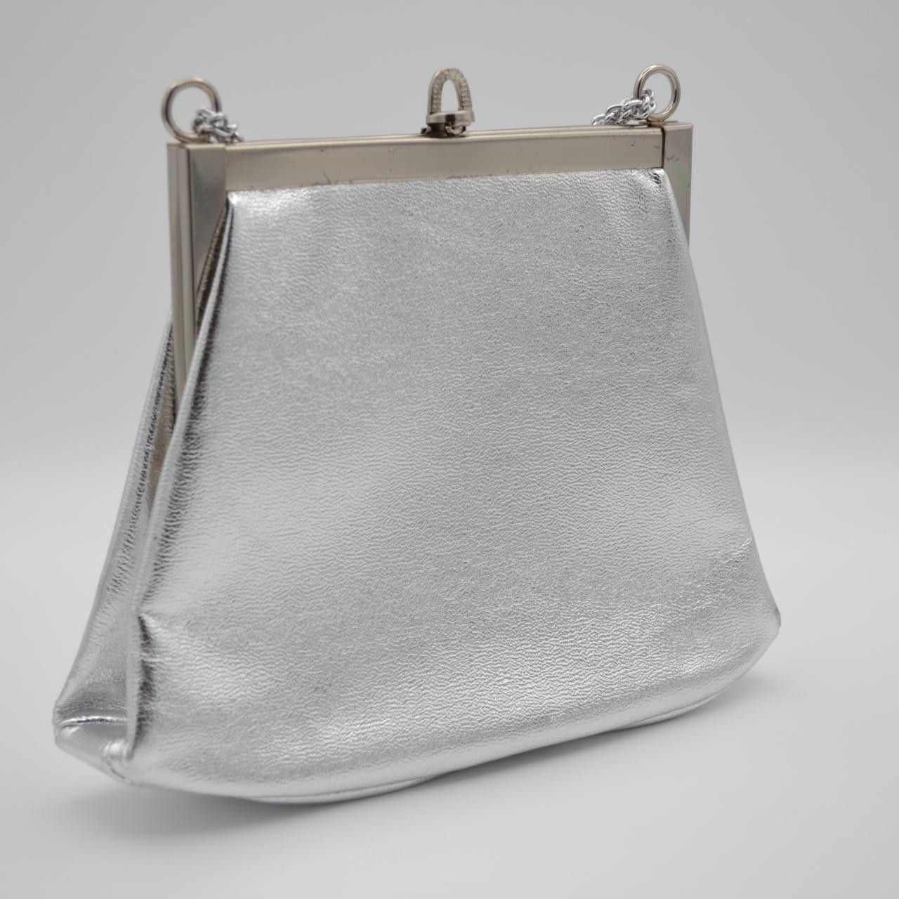 Vintage vintage womens small silver snap purse Size ONE SIZE - 1 Thumbnail