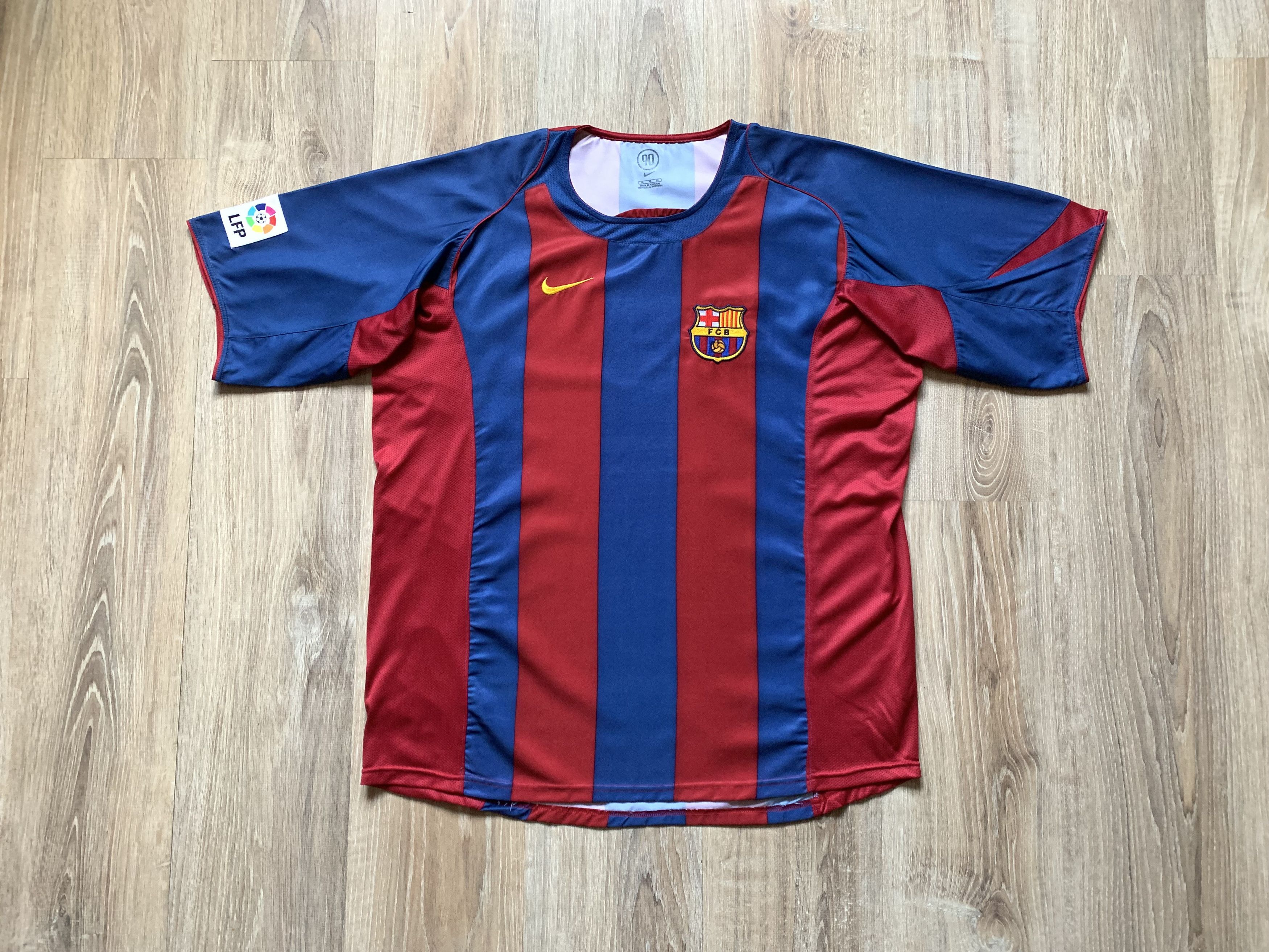 Nike Vintage Nike Barcelona Home Football Shirt 2004-2005 Size US XL / EU 56 / 4 - 1 Thumbnail