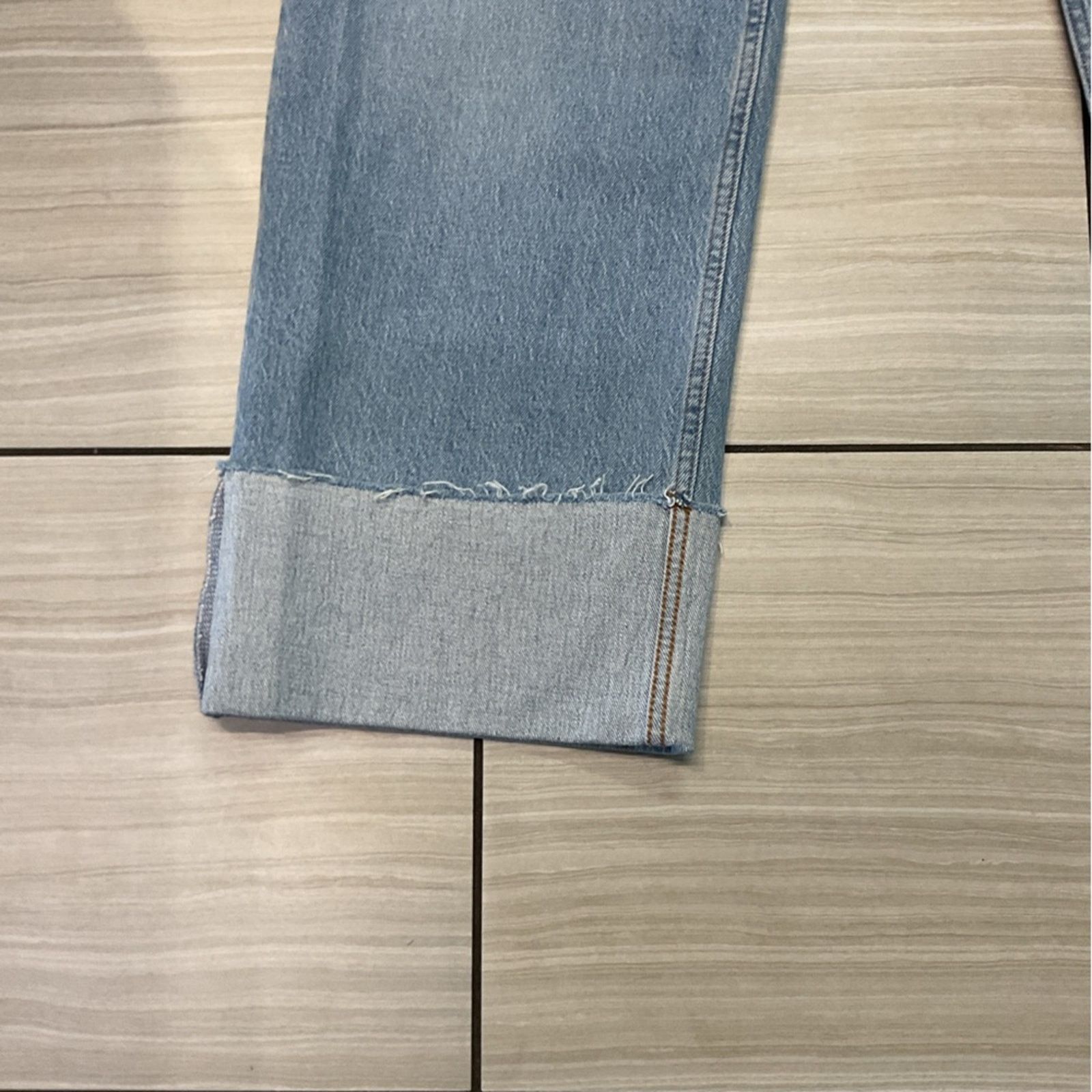 Abercrombie & Fitch Abercrombie & Fitch High Rise Relaxed Jeans Size US 32 / EU 48 - 7 Thumbnail
