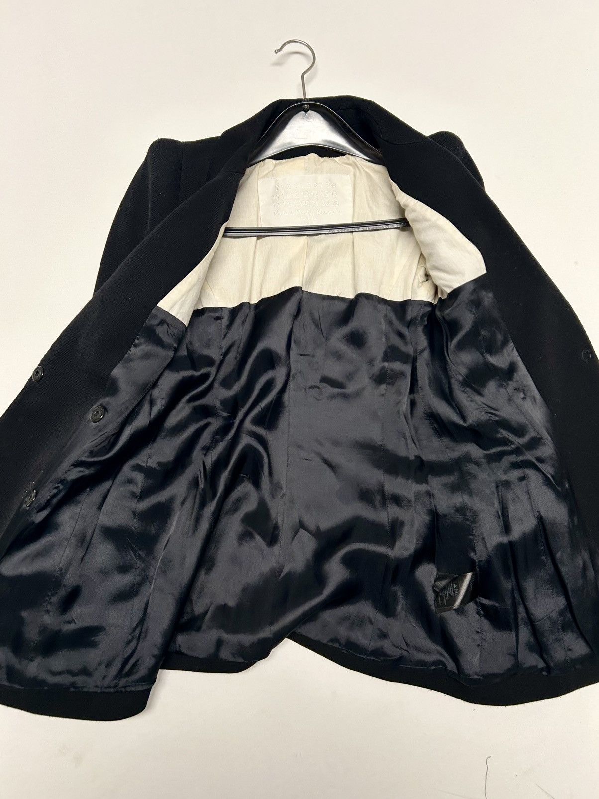 Maison Margiela 2012 Tailored Blazer with Exeggerated Shoulder Size US XS / EU 42 / 0 - 15 Thumbnail