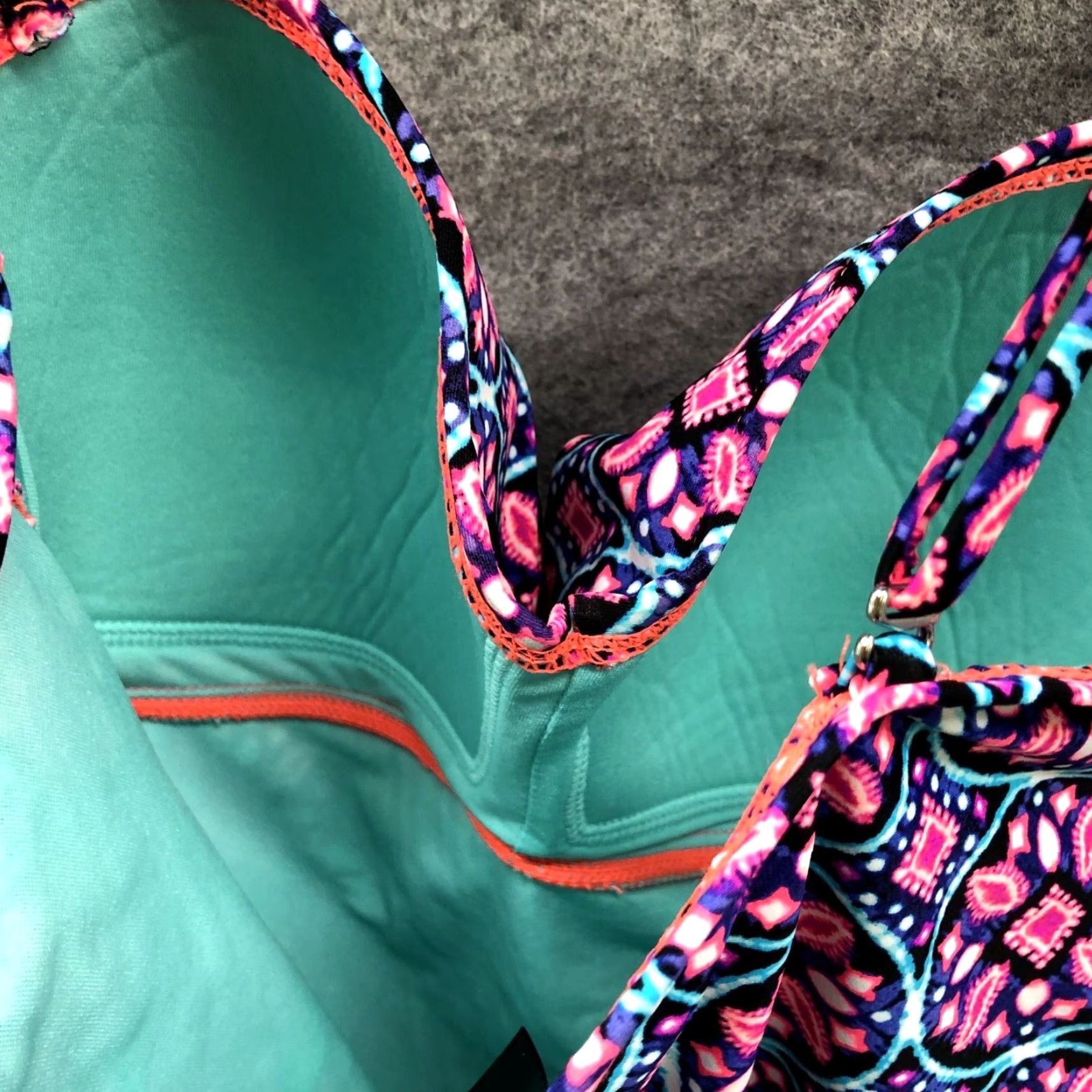 Catalina Catalina One Piece Swimsuit Womens L Multicolor Printed Cami Padded Geometric Nylon Spandex Beach Swimwear Women L Multicolor Padded Size ONE SIZE - 7 Thumbnail