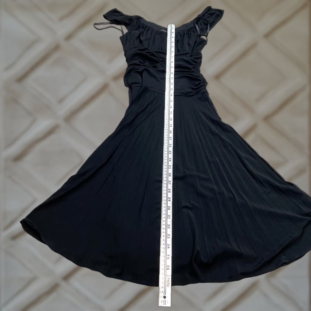 Bcbgmaxazria VINTAGE BCBGMAXAZRIA Dress Womens Small Sleeveless Black Acetate Midi Stretch Size S / US 4 / IT 40 - 1 Thumbnail