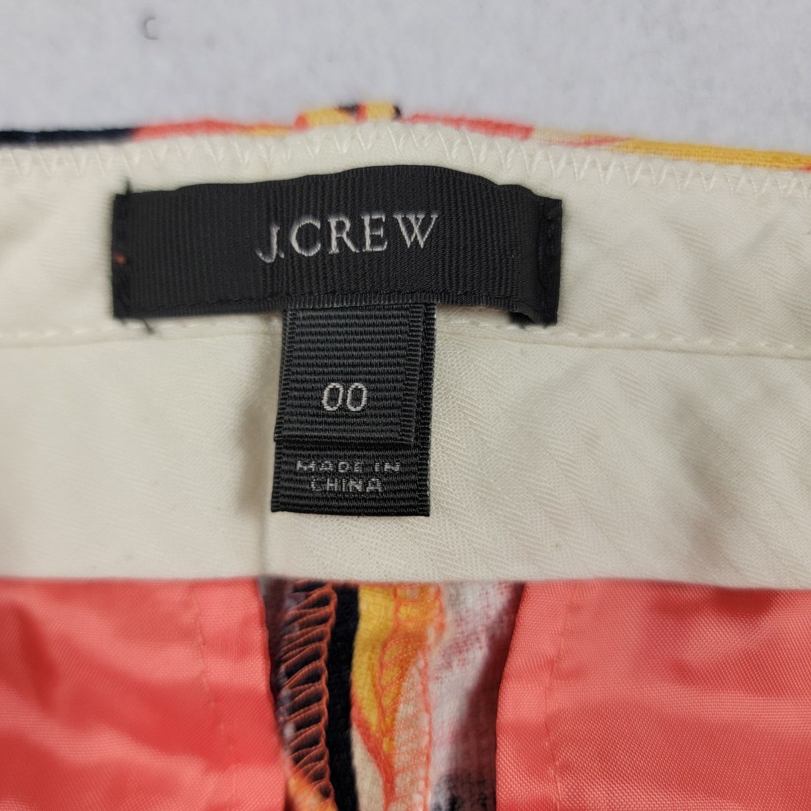 J.Crew J Crew Women Hibiscus Flora Shorts Sz 00 Orange/Black/Yellow Size 24" / US 00 / IT 34 - 3 Thumbnail