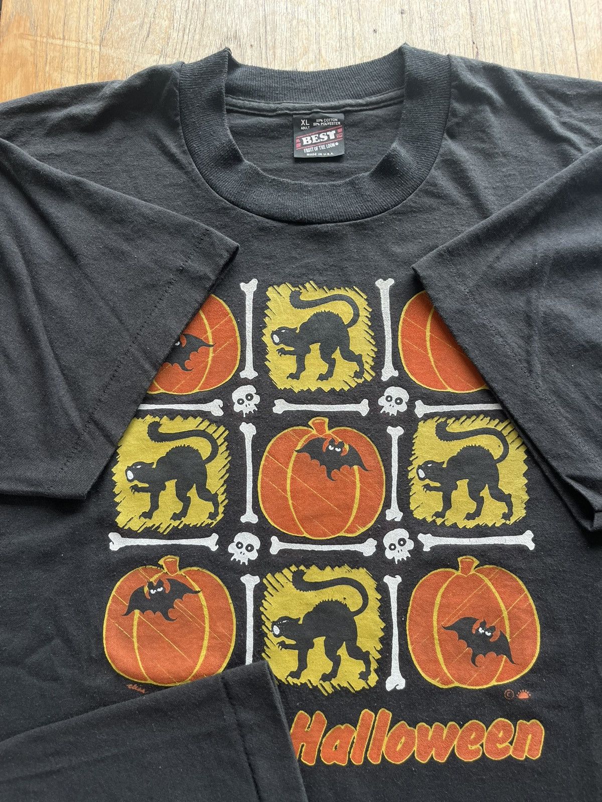 Vintage Vintage Happy Halloween Bat Cat Pumpkin skull Tshirt Size US XL / EU 56 / 4 - 7 Thumbnail