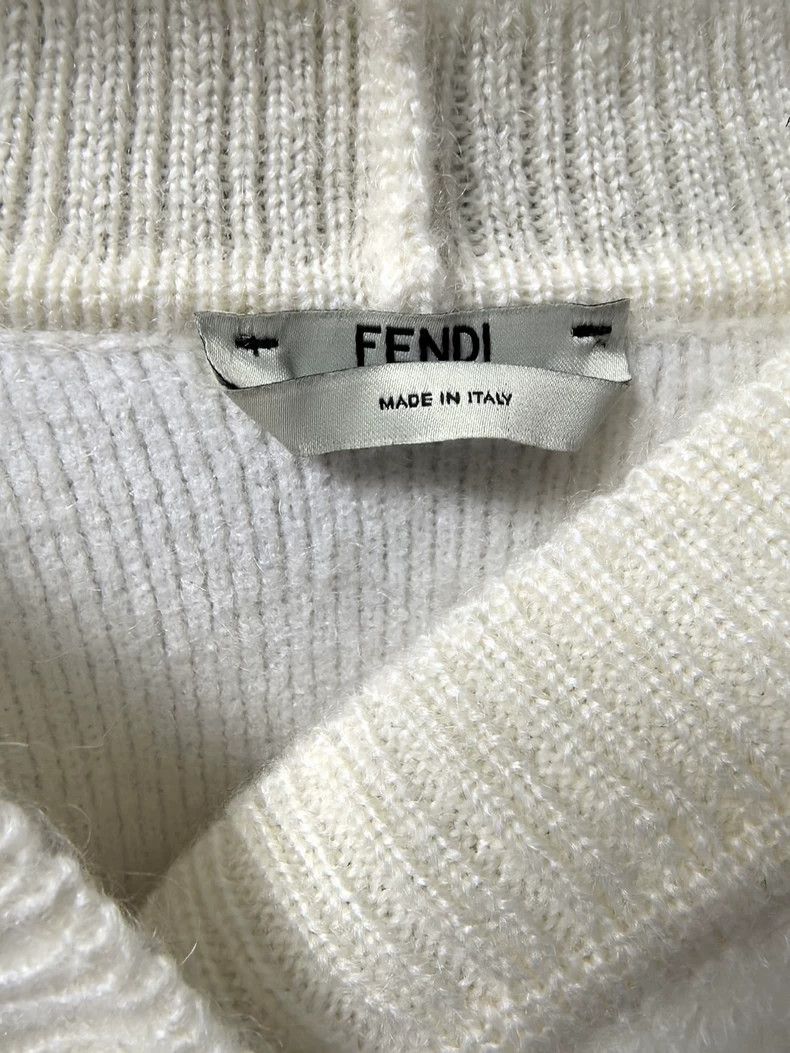 Fendi FENDI Cashmere long-sleeve V-neck cardigan with snap butto Size 4XL / US 24-26 - 8 Thumbnail