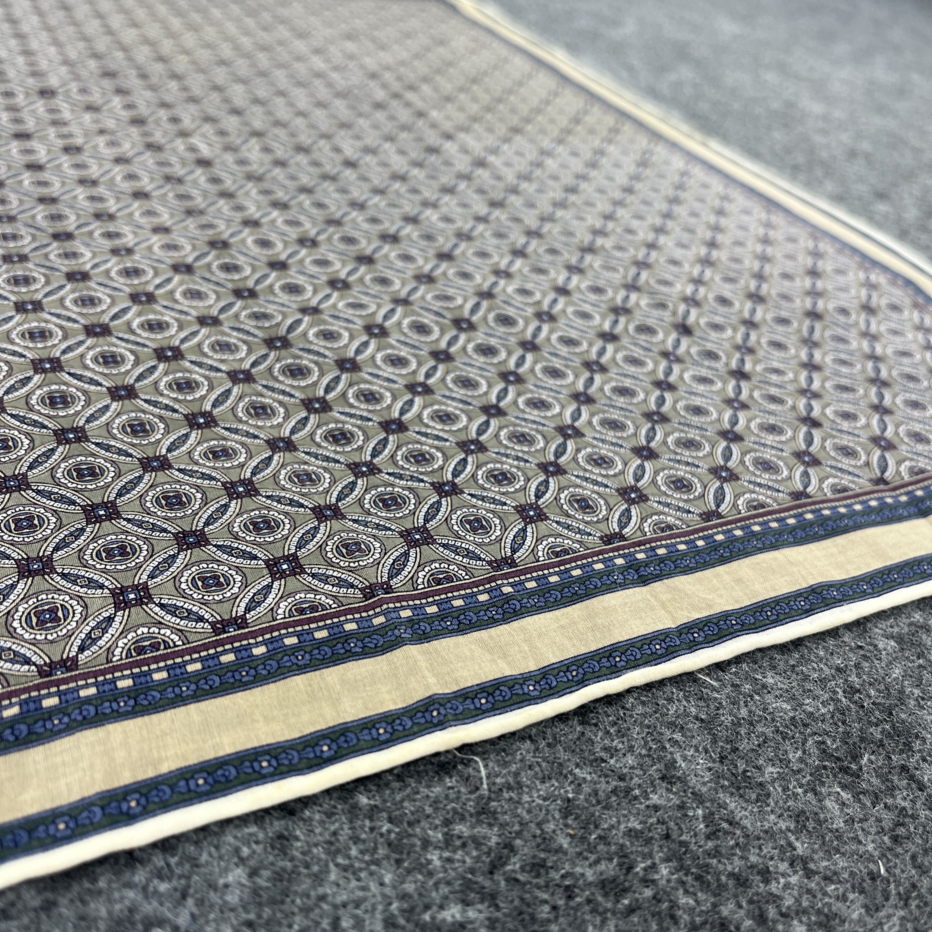 Alfred Dunhill Alfred Dunhill Handkerchief / Bandana / Neckerchief B176 Size ONE SIZE - 5 Thumbnail