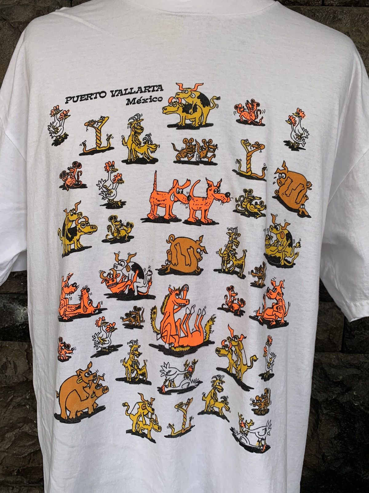 Vintage Vintage 90s Puerto Vallarta Mexico Sex Positions Graphic Tee Size US XL / EU 56 / 4 - 2 Thumbnail
