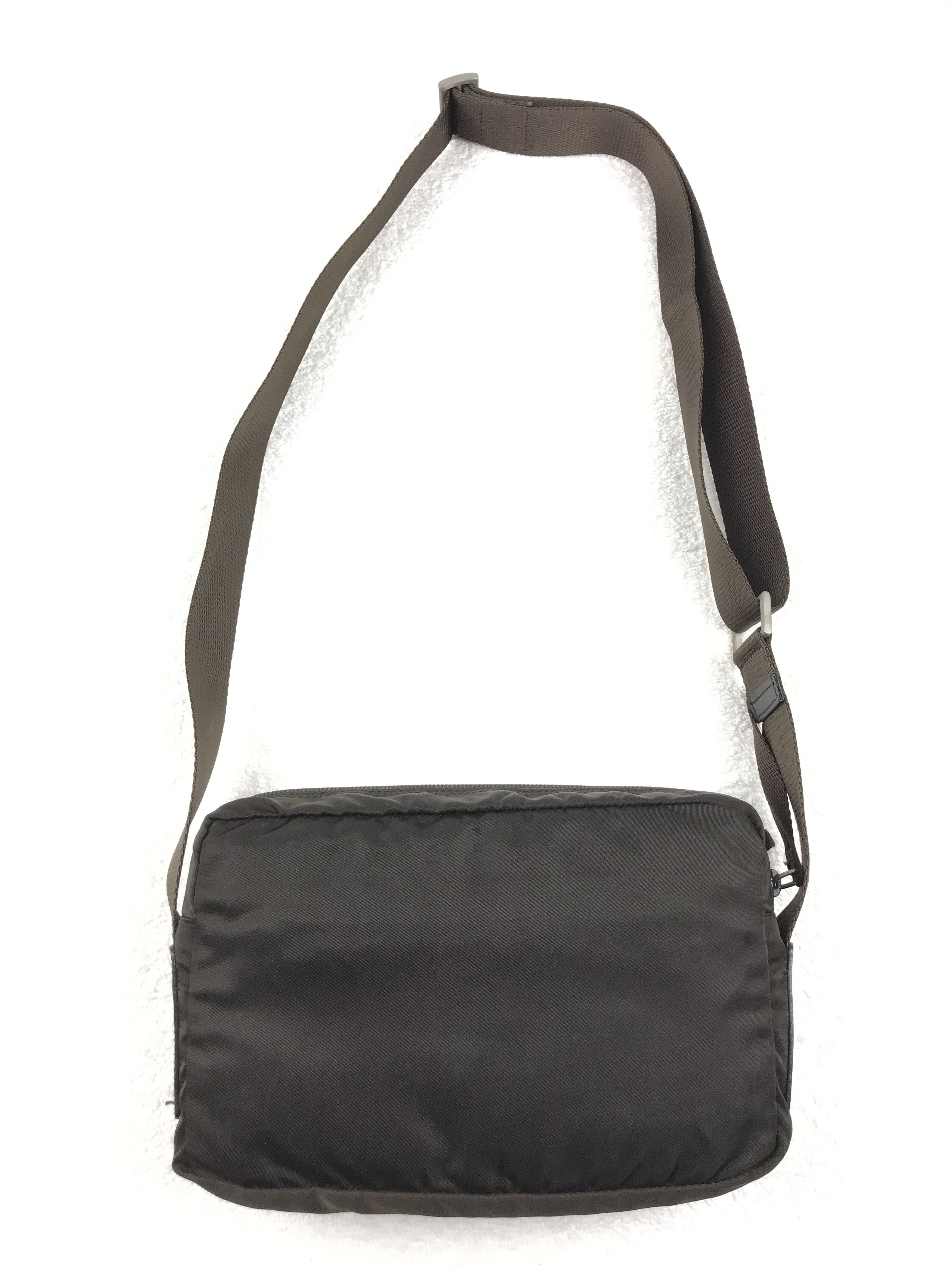 Prada Vintage Prada Nylon Crossbody Size ONE SIZE - 4 Thumbnail