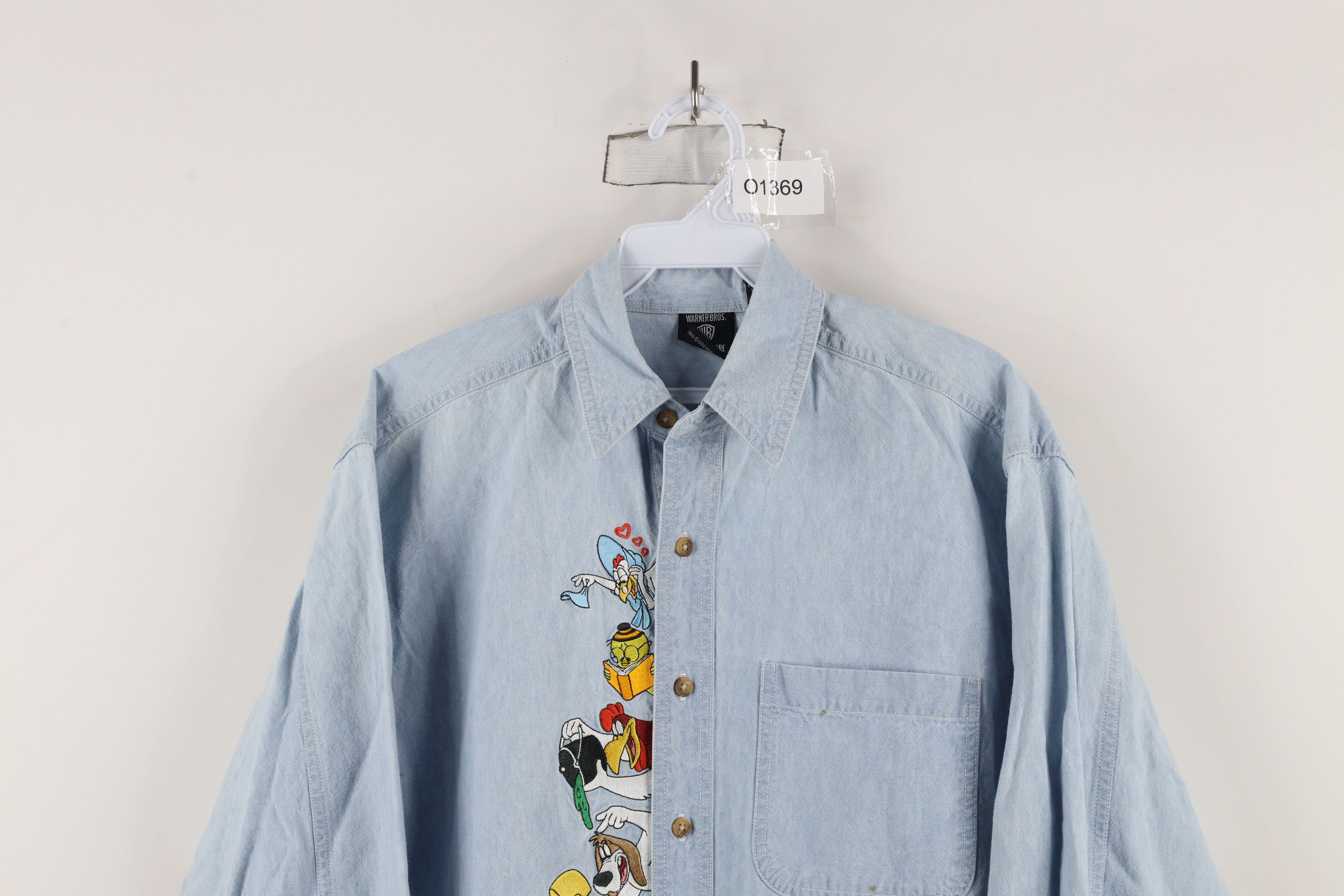 Vintage Vintage 90s Looney Tunes Cartoon Denim Button Shirt Blue Size US S / EU 44-46 / 1 - 2 Thumbnail
