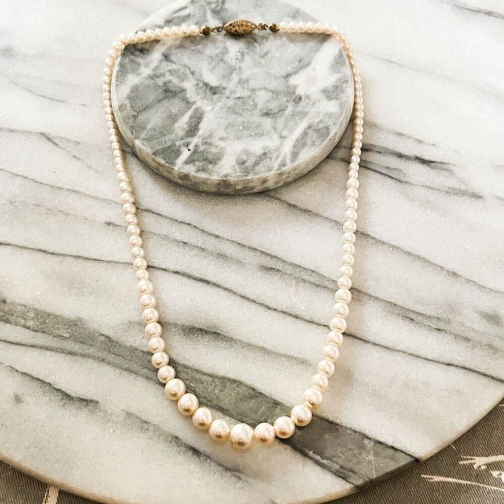 Vintage Vintage Simulated Pink Pearl Necklace Size ONE SIZE - 1 Thumbnail