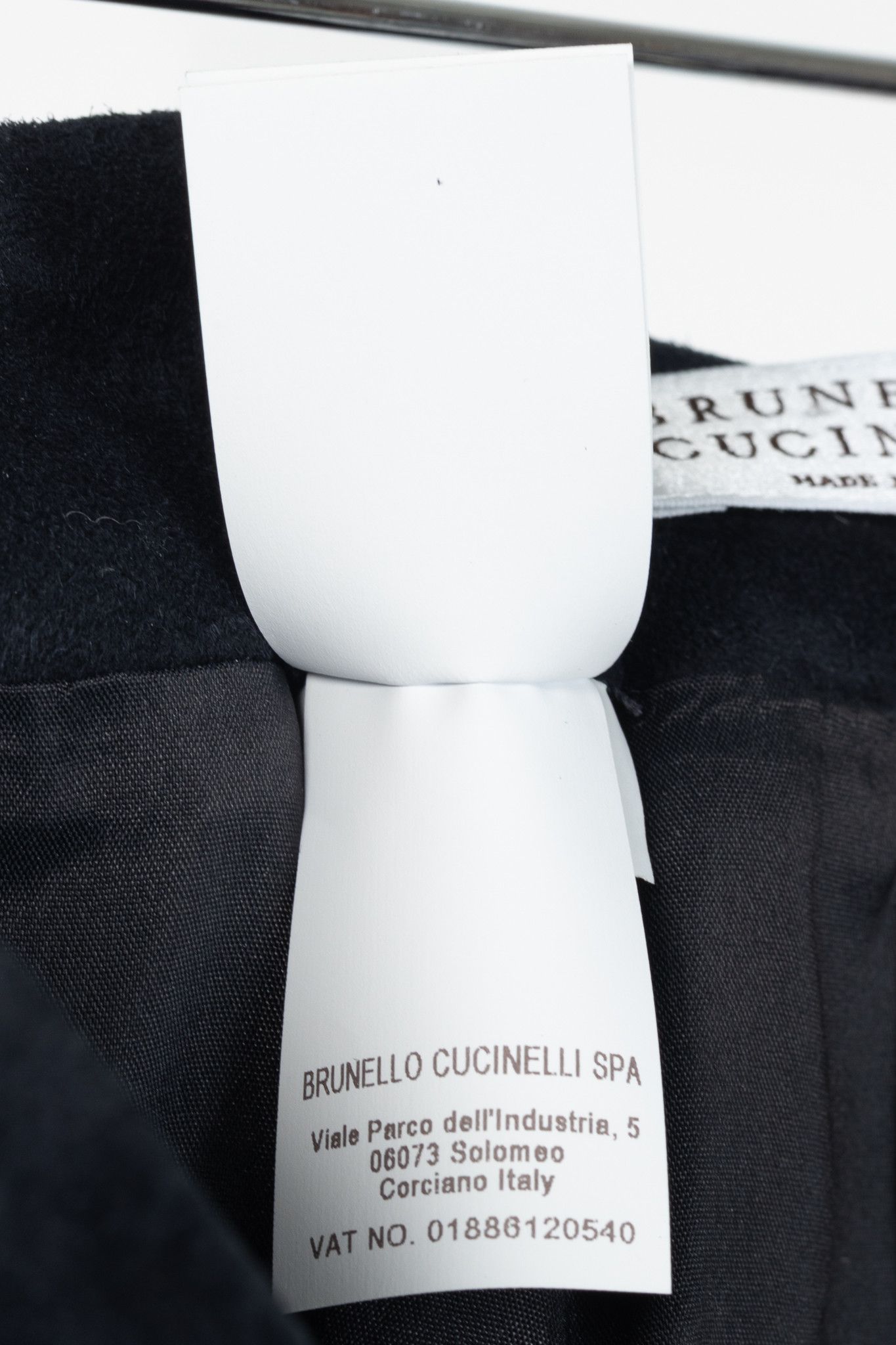 Brunello Cucinelli Brunello Cucinelli AW/16 Navy Suede Pencil Skirt Size 27" / US 4 / IT 40 - 10 Thumbnail