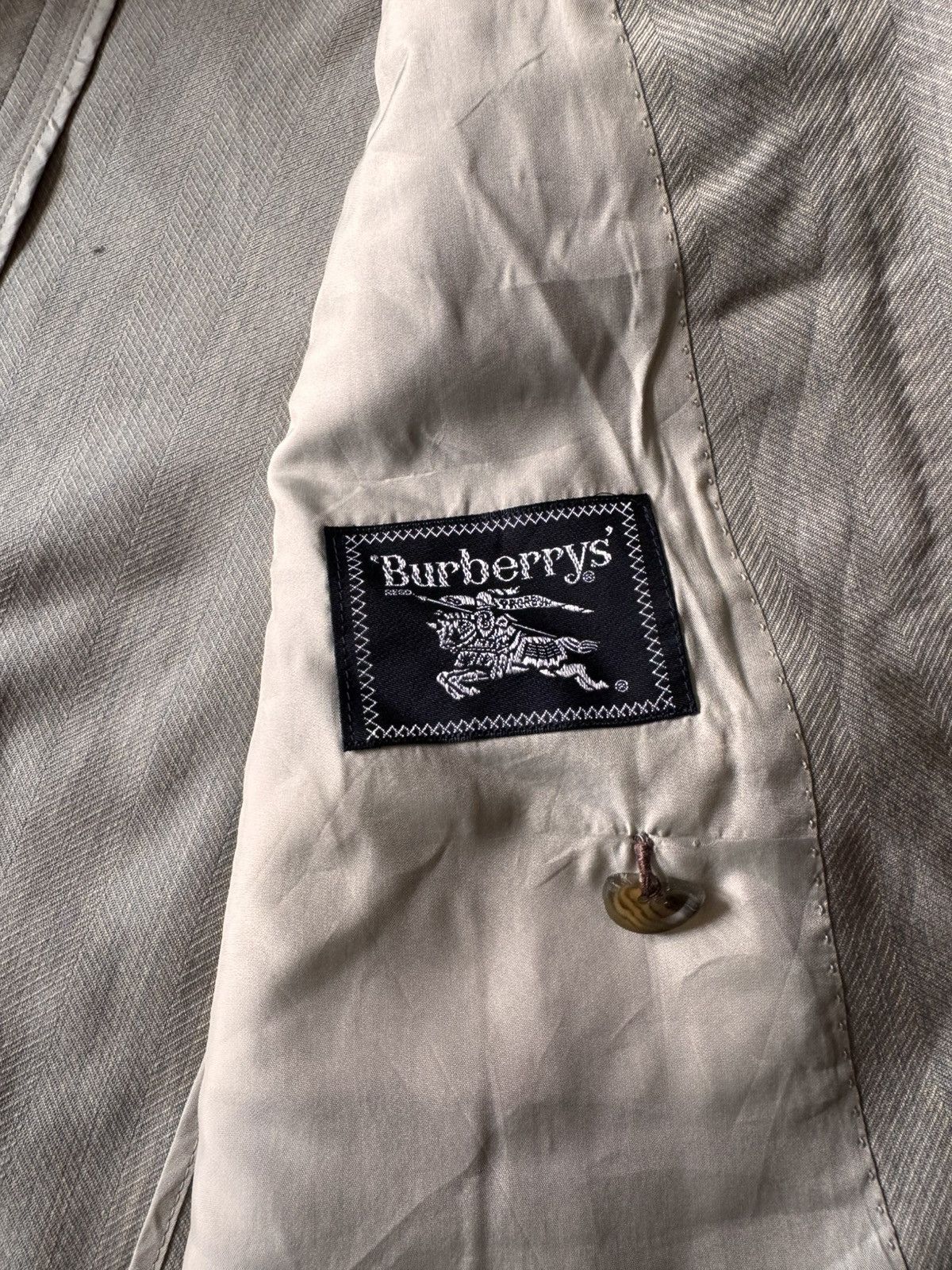 Burberry Vintage burberry blazer jacket Size M / US 6-8 / IT 42-44 - 3 Thumbnail